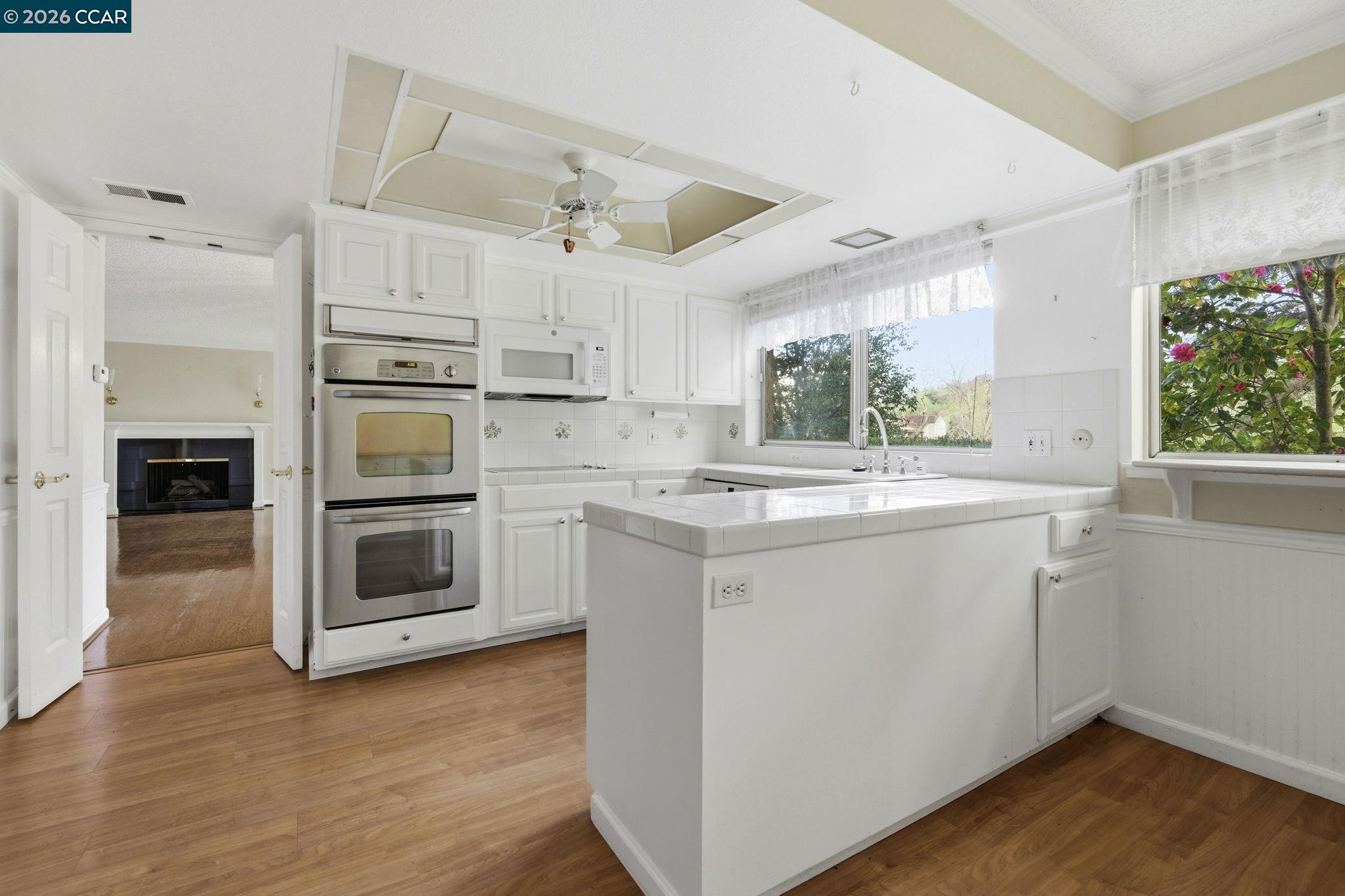 Detail Gallery Image 10 of 34 For 4001 Terra Granada Dr 1a,  Walnut Creek,  CA 94595 - 3 Beds | 2 Baths