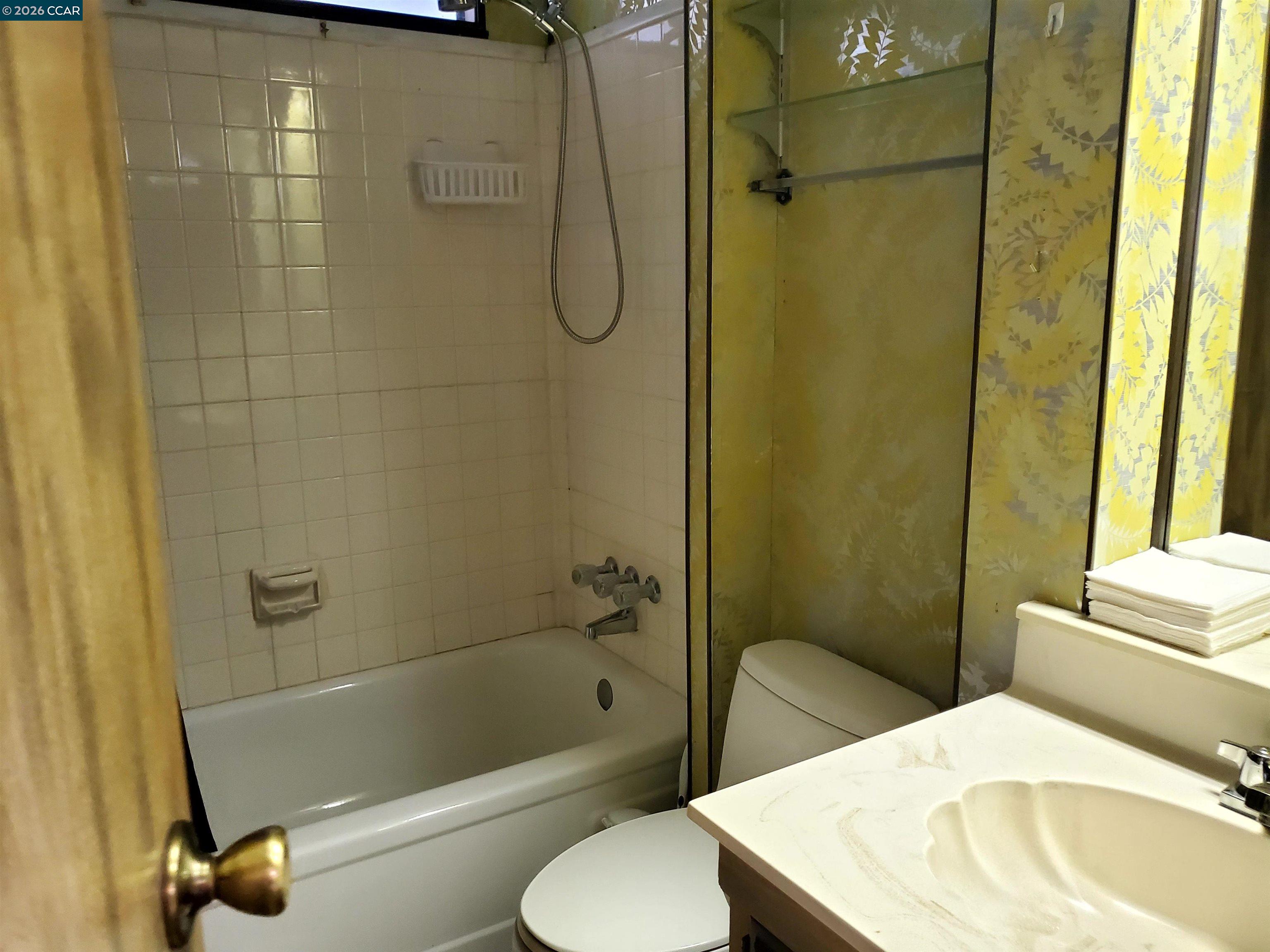 Detail Gallery Image 22 of 49 For 16 Surf Drive, Pittsburg,  CA 94565-1234 - 2 Beds | 2 Baths