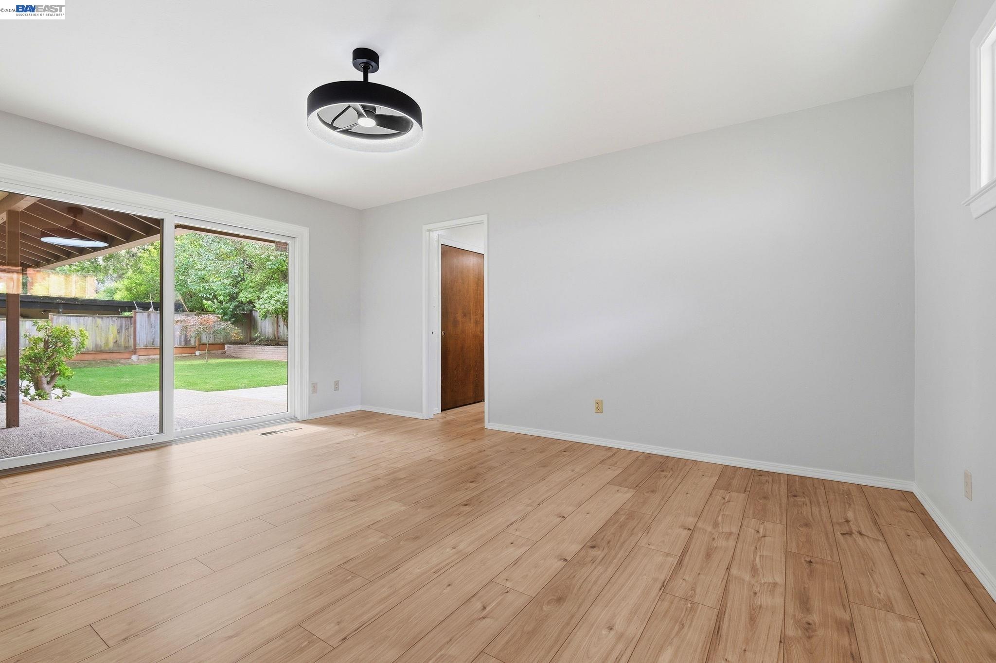 Detail Gallery Image 24 of 49 For 649 Graham Hill Rd, Santa Cruz,  CA 95060 - 3 Beds | 2/1 Baths