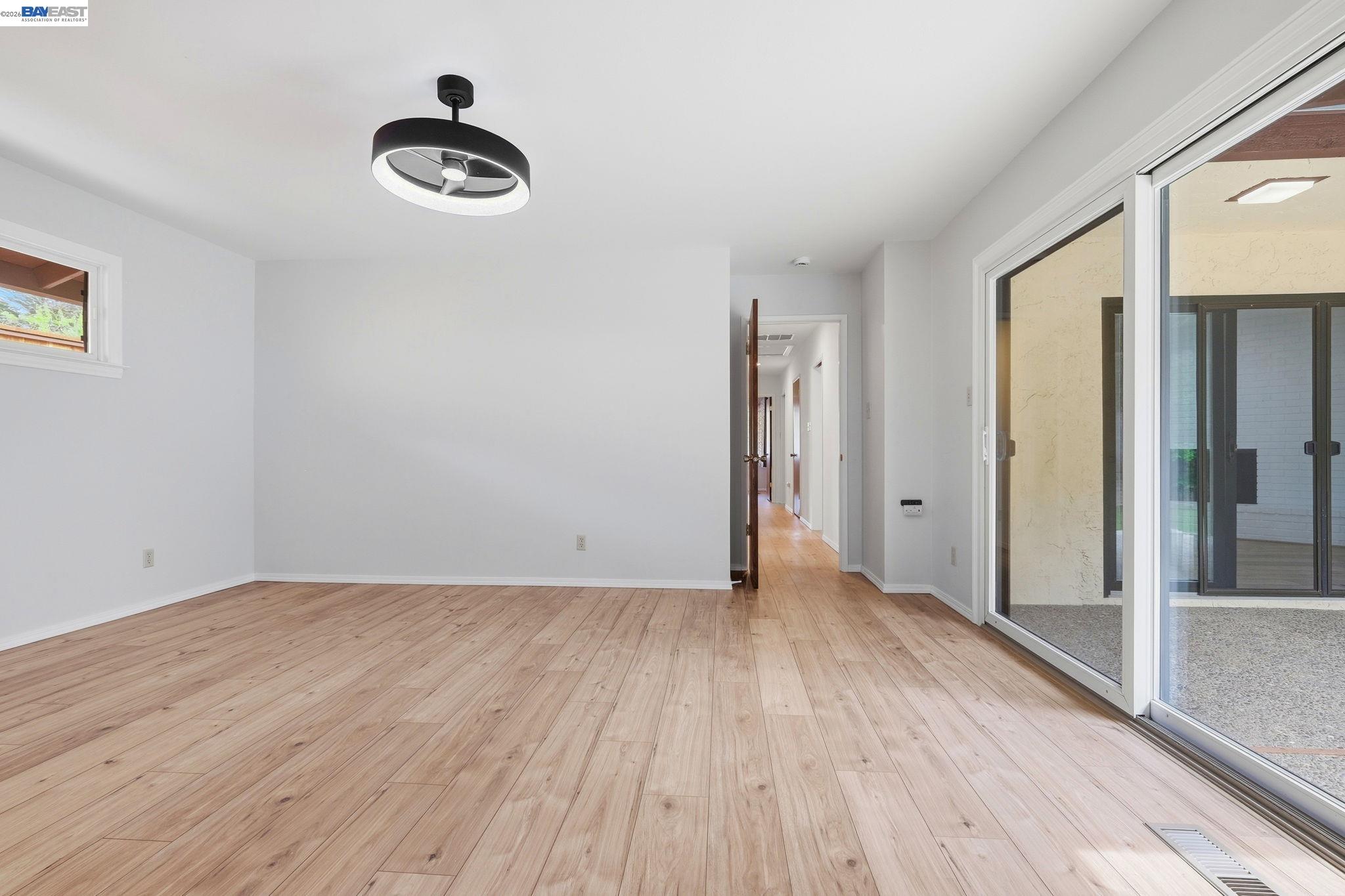 Detail Gallery Image 29 of 49 For 649 Graham Hill Rd, Santa Cruz,  CA 95060 - 3 Beds | 2/1 Baths