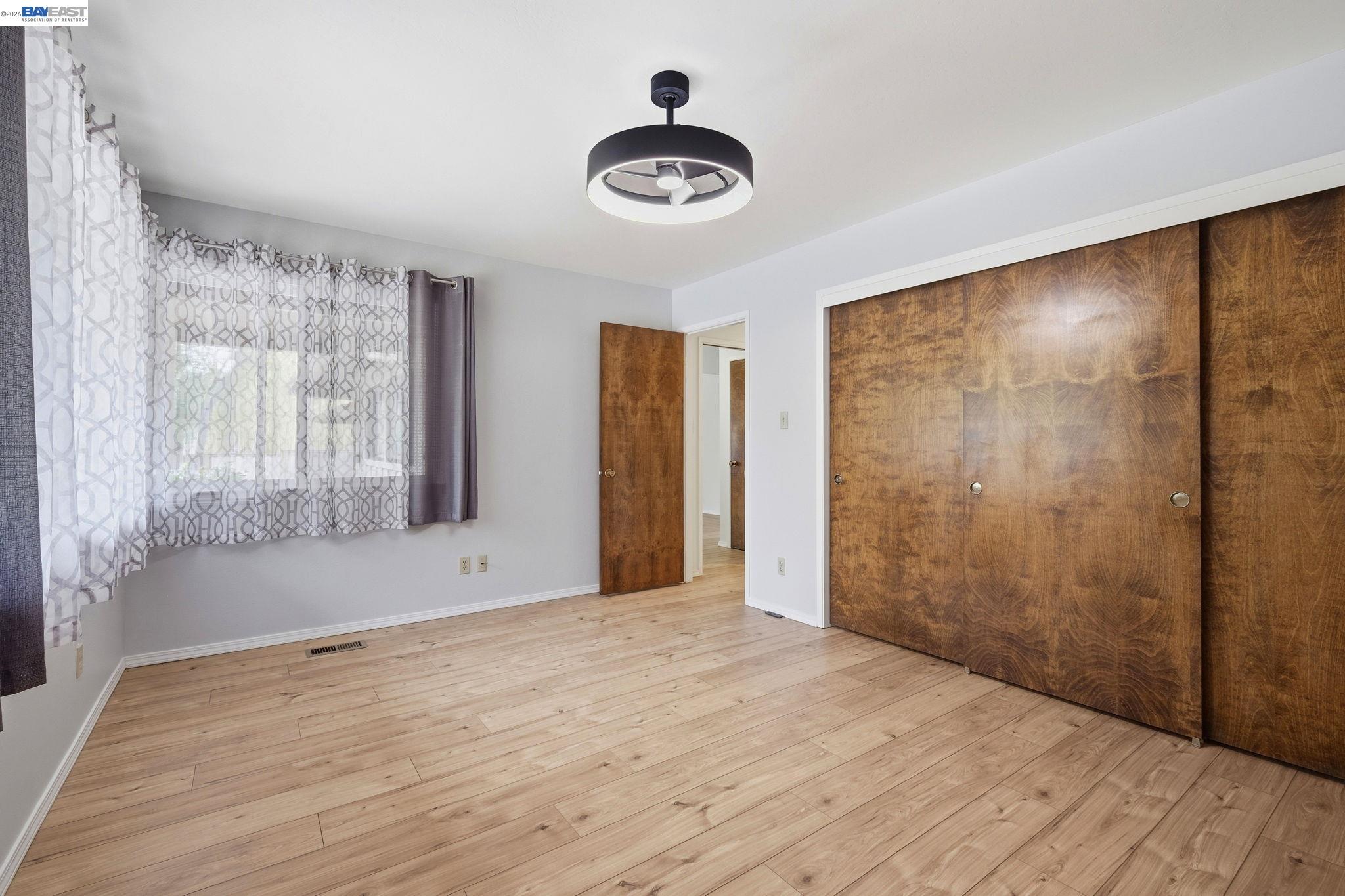 Detail Gallery Image 33 of 49 For 649 Graham Hill Rd, Santa Cruz,  CA 95060 - 3 Beds | 2/1 Baths