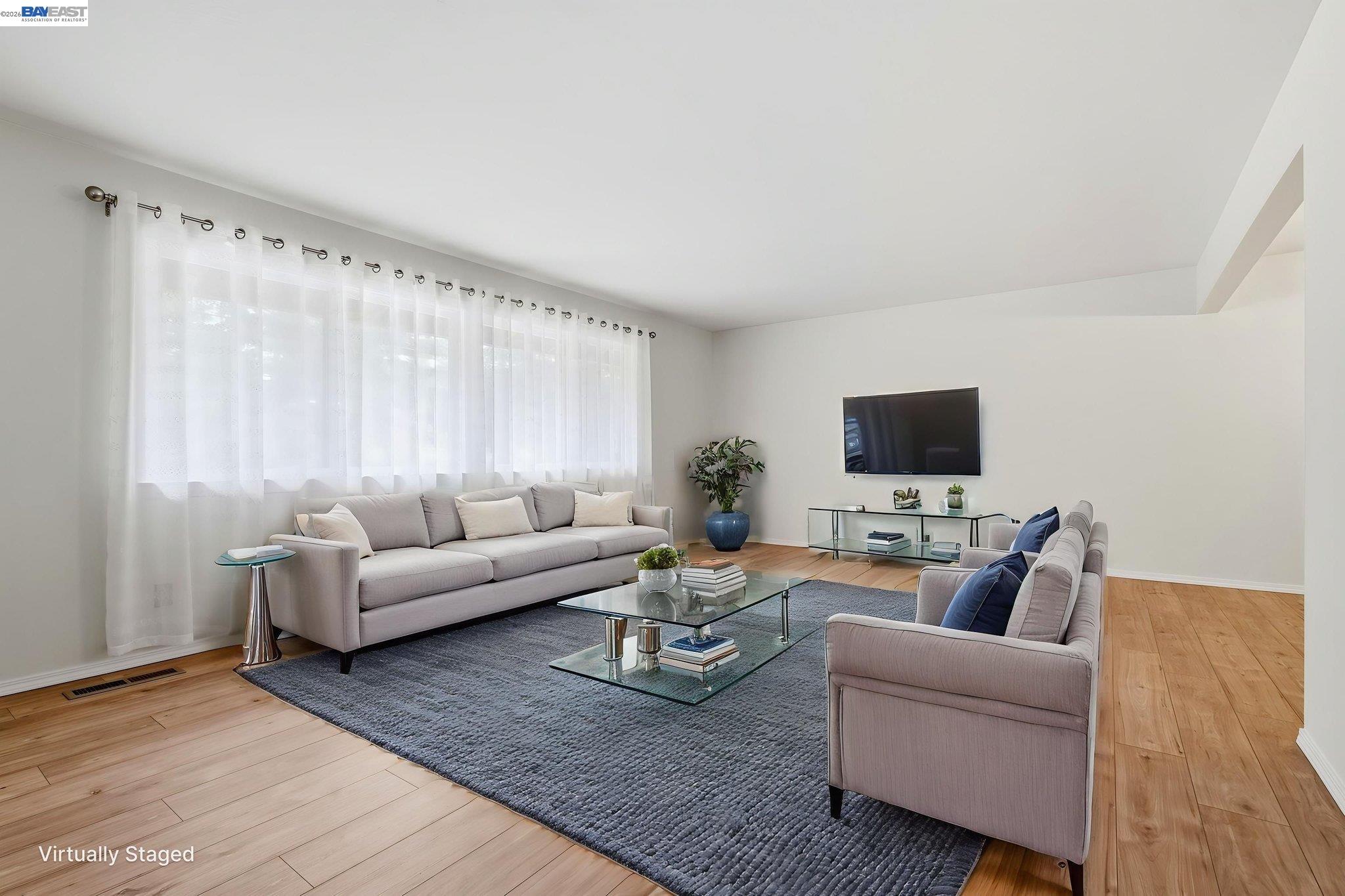 Detail Gallery Image 7 of 49 For 649 Graham Hill Rd, Santa Cruz,  CA 95060 - 3 Beds | 2/1 Baths