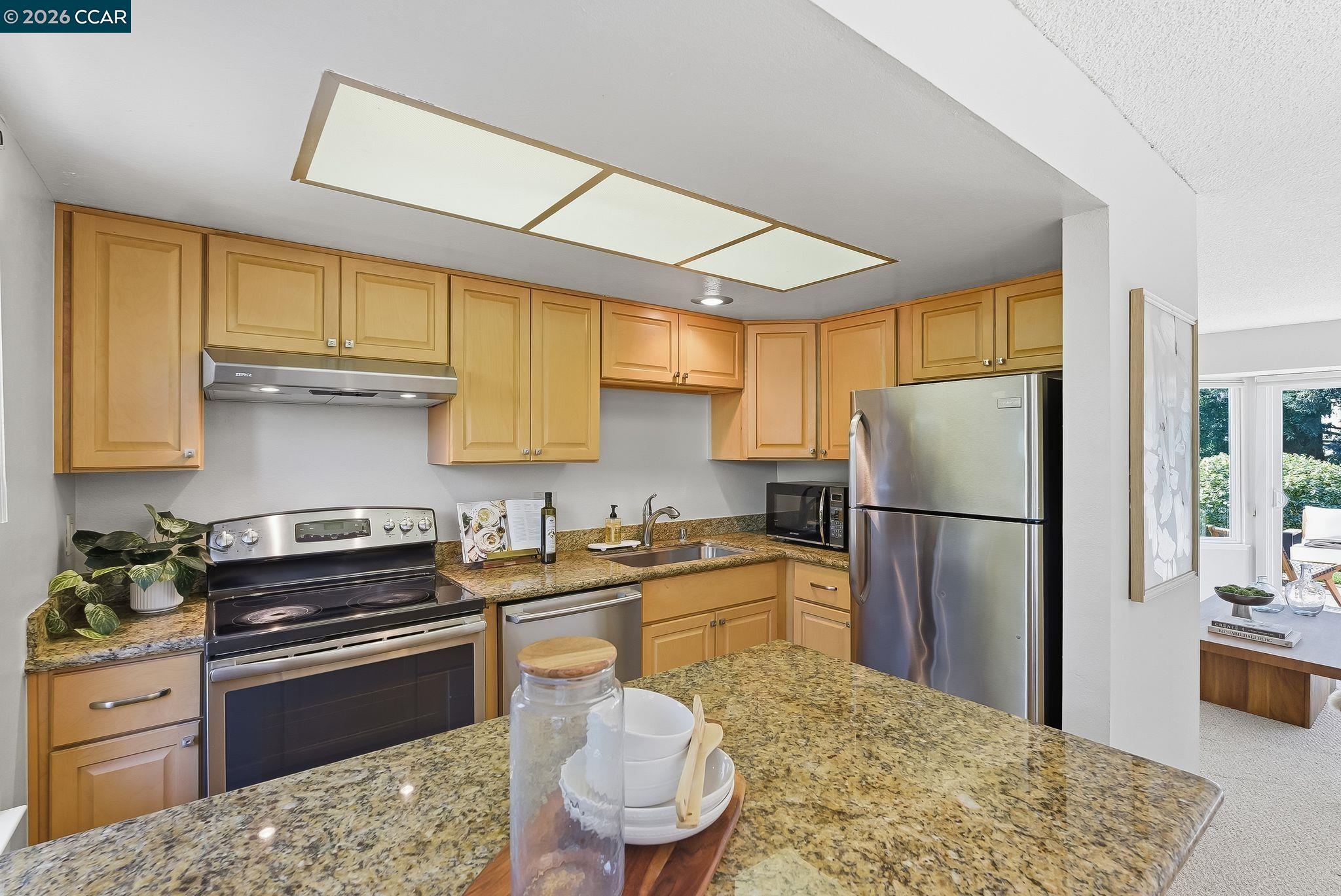 Photo #6: 41127568 Listing: Photo #6