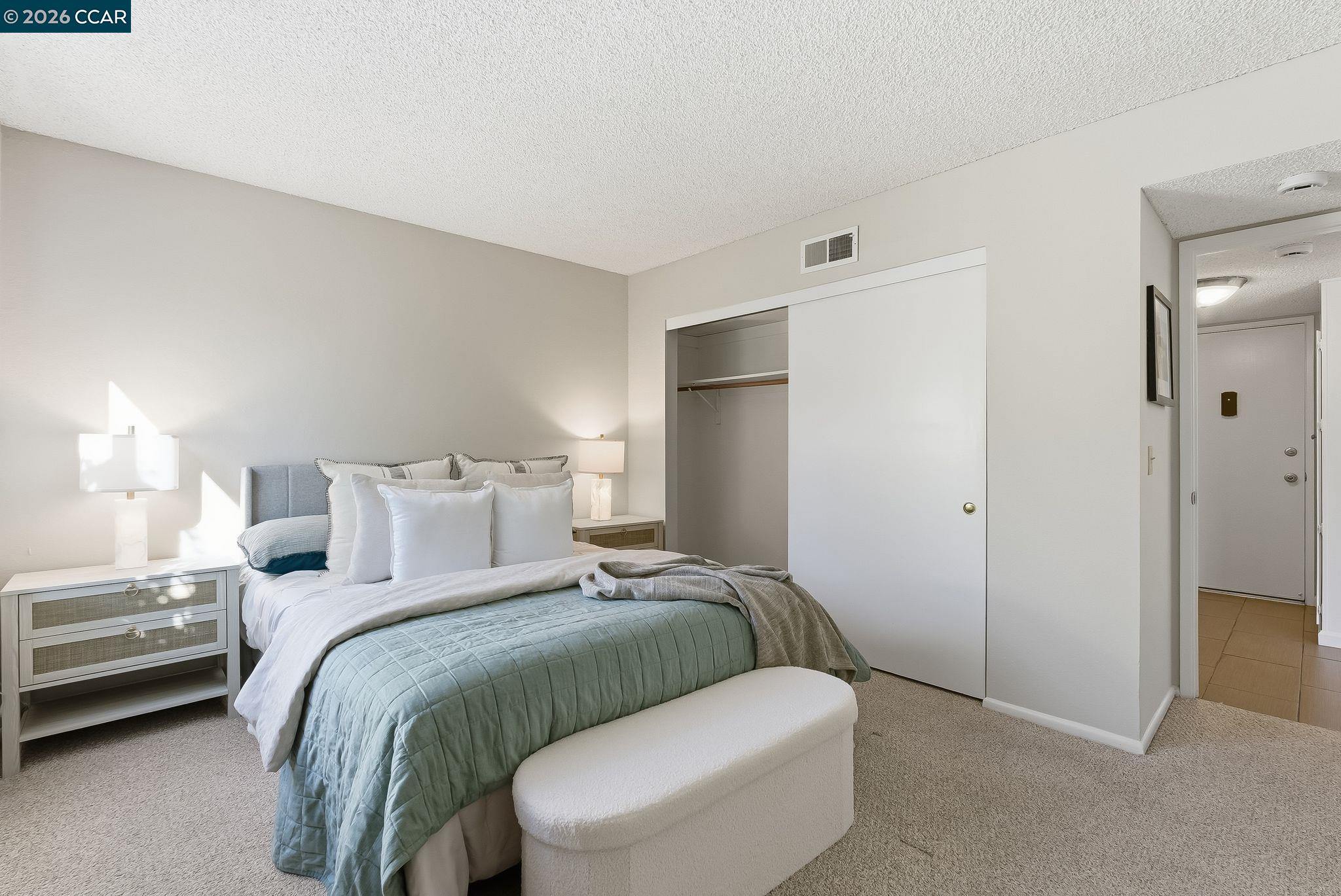 Photo #9: 41127568 Listing: Photo #9