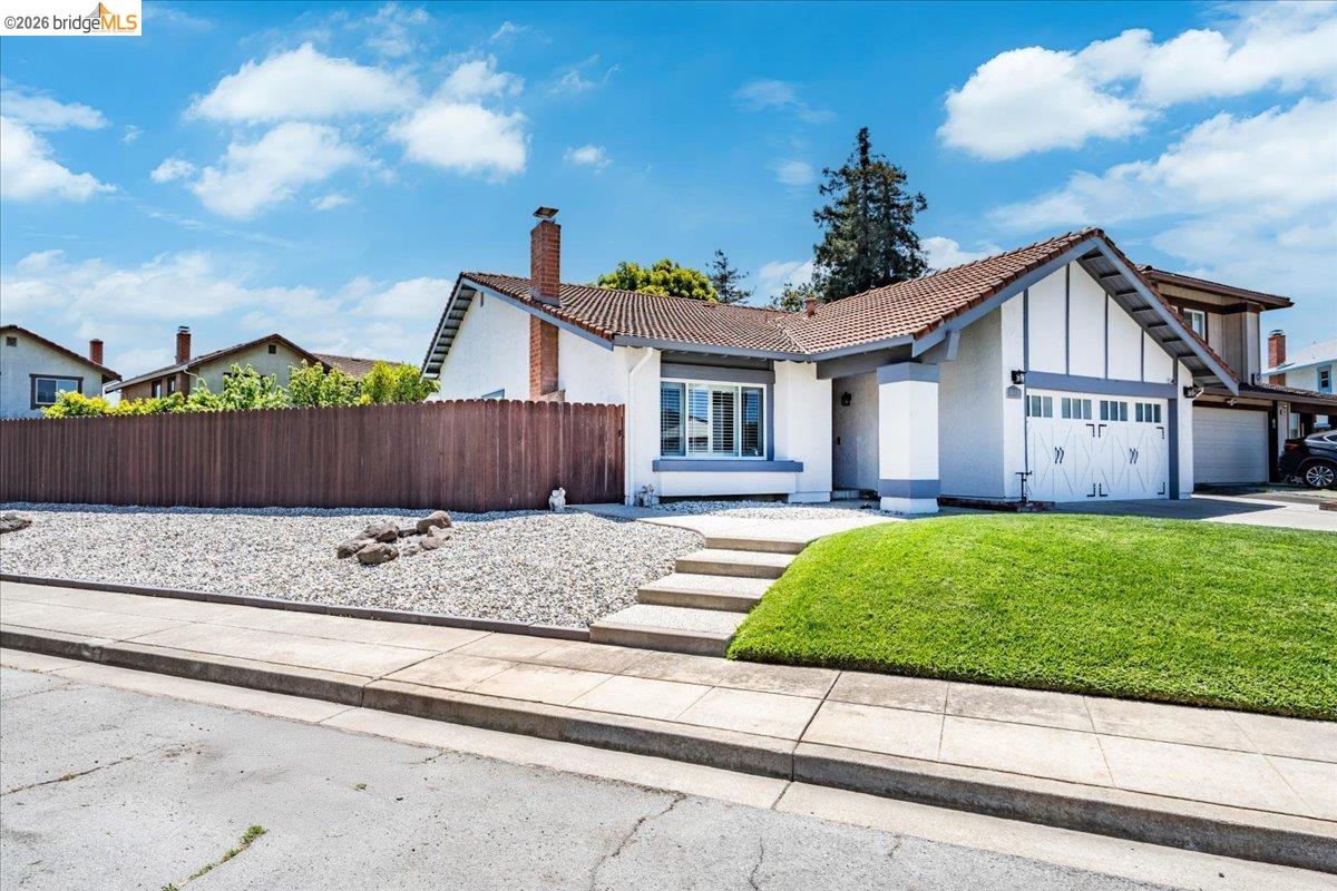 Detail Gallery Image 2 of 56 For 14787 Oleander St, San Leandro,  CA 94578 - 4 Beds | 2 Baths