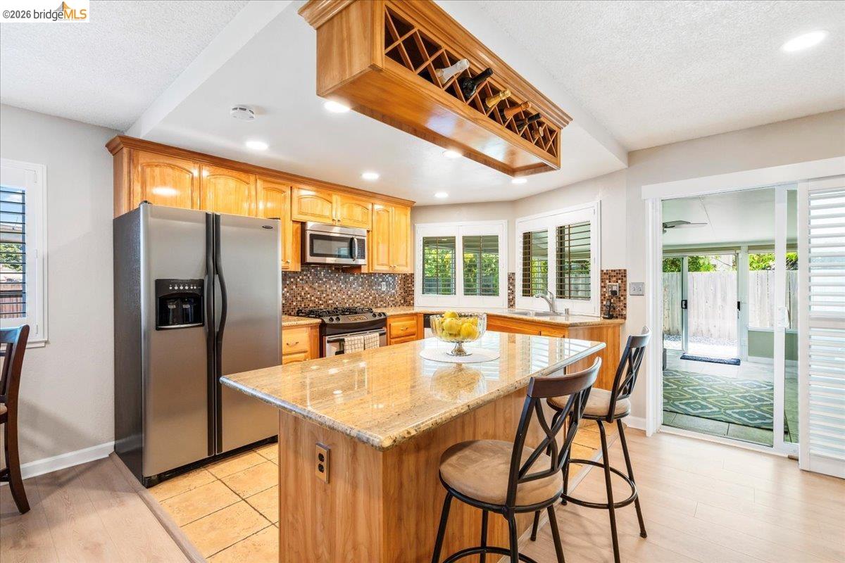 Detail Gallery Image 19 of 56 For 14787 Oleander St, San Leandro,  CA 94578 - 4 Beds | 2 Baths