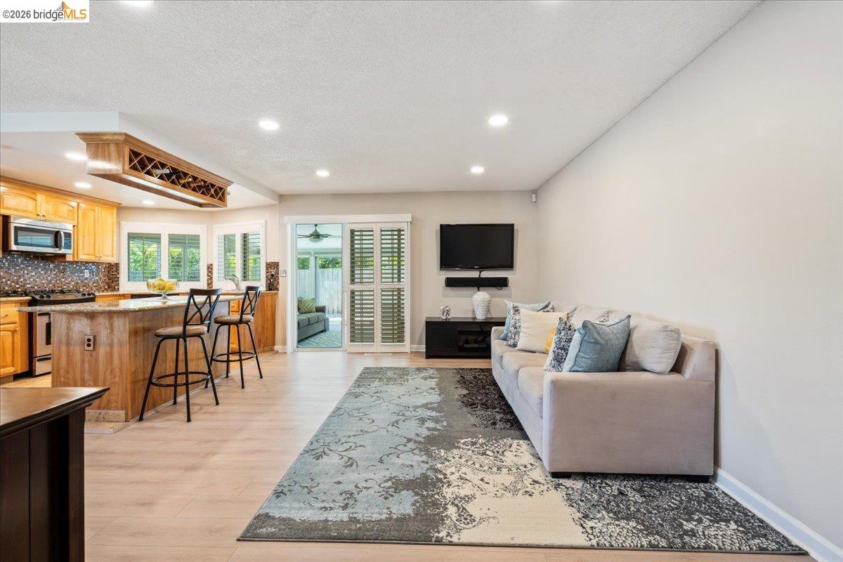 Detail Gallery Image 22 of 56 For 14787 Oleander St, San Leandro,  CA 94578 - 4 Beds | 2 Baths