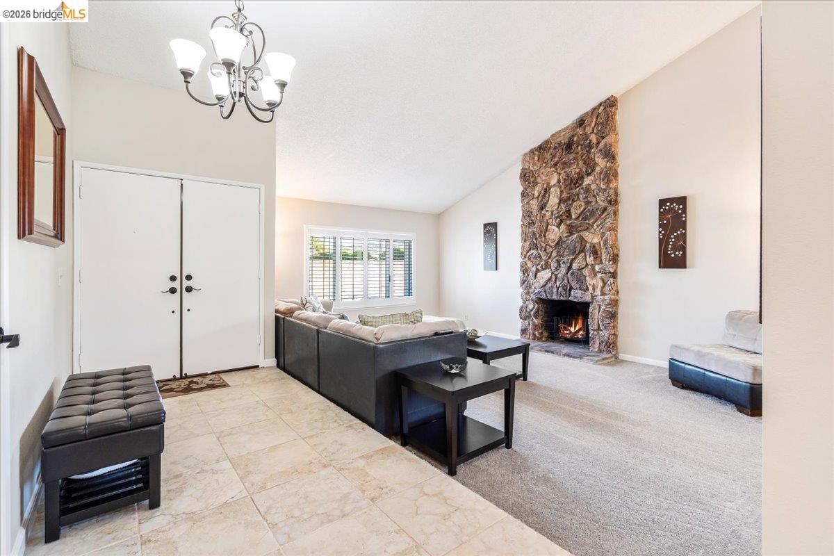 Detail Gallery Image 4 of 56 For 14787 Oleander St, San Leandro,  CA 94578 - 4 Beds | 2 Baths