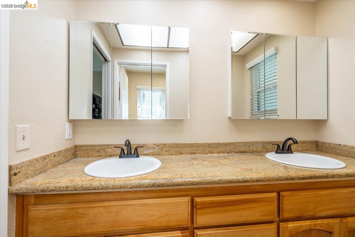 Detail Gallery Image 33 of 56 For 14787 Oleander St, San Leandro,  CA 94578 - 4 Beds | 2 Baths