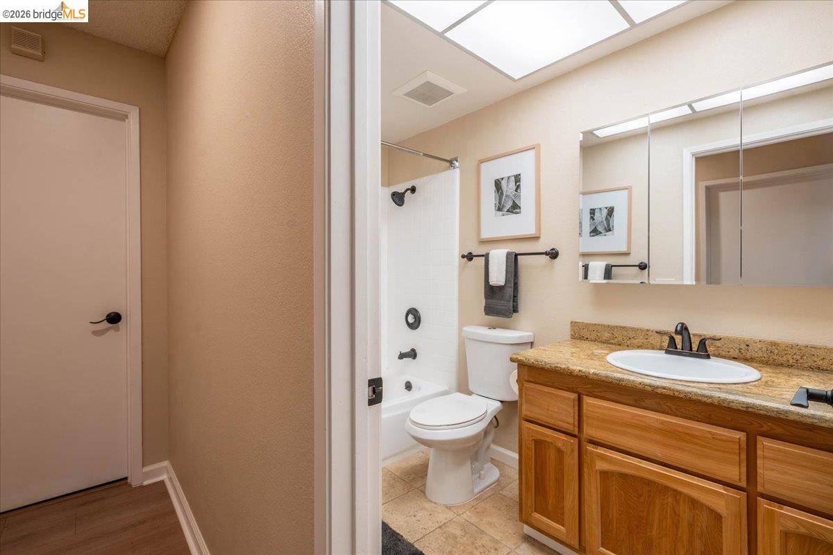 Detail Gallery Image 43 of 56 For 14787 Oleander St, San Leandro,  CA 94578 - 4 Beds | 2 Baths