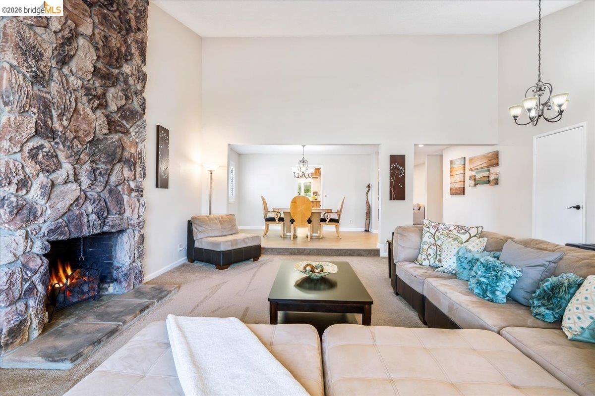 Detail Gallery Image 6 of 56 For 14787 Oleander St, San Leandro,  CA 94578 - 4 Beds | 2 Baths