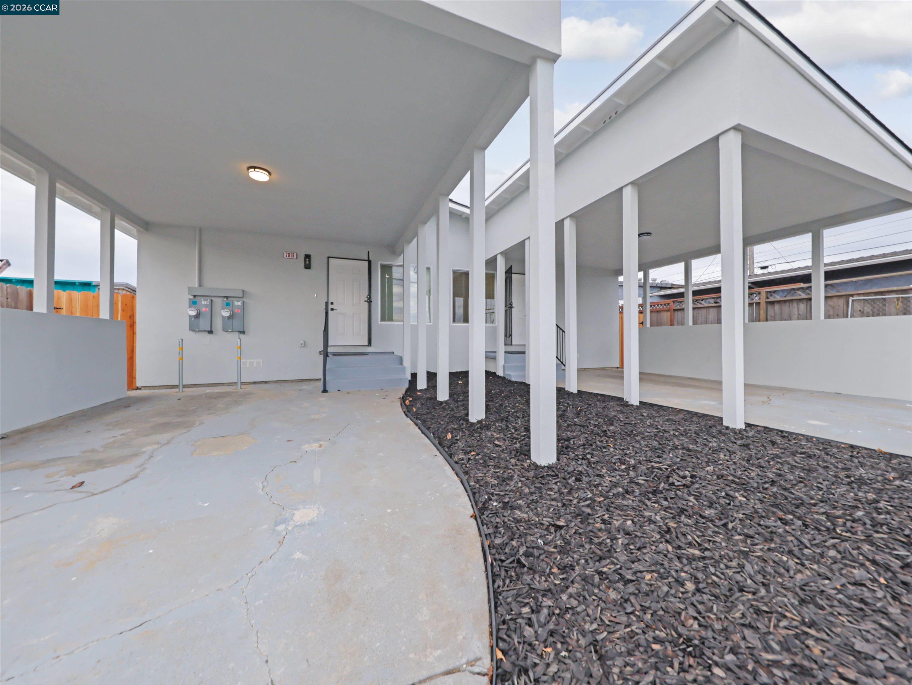 Detail Gallery Image 2 of 40 For 2019 Potrero Ave, Richmond,  CA 94804 - – Beds | – Baths