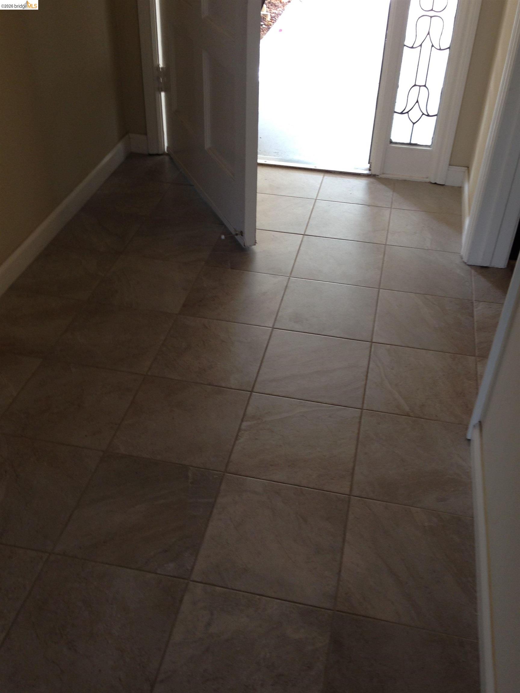 Detail Gallery Image 6 of 6 For 5451 Tyler Place, Fremont,  CA 94538-9999 - 3 Beds | 2 Baths