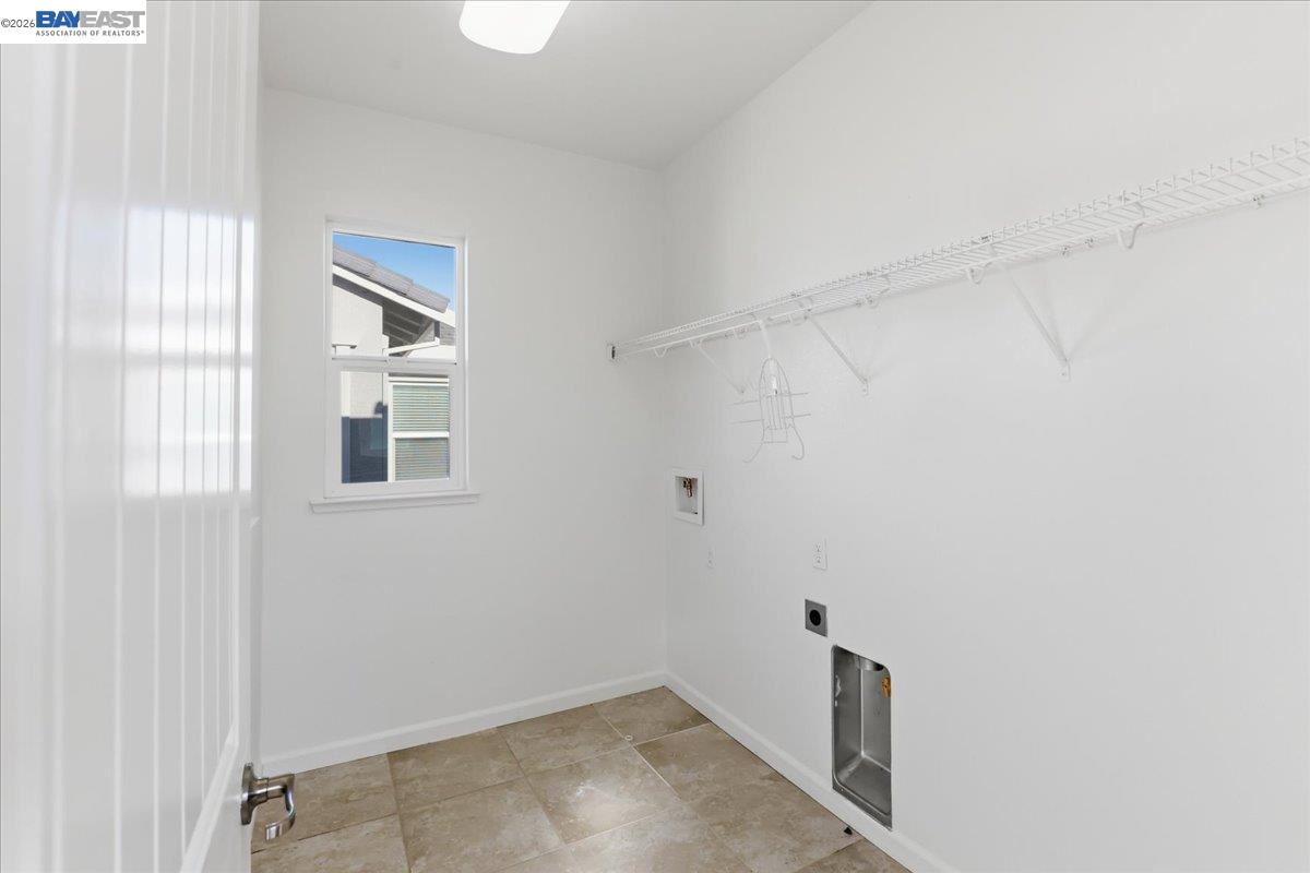 Detail Gallery Image 22 of 40 For 369 W Tuscan Ln, Mountain House,  CA 95391 - 4 Beds | 3 Baths