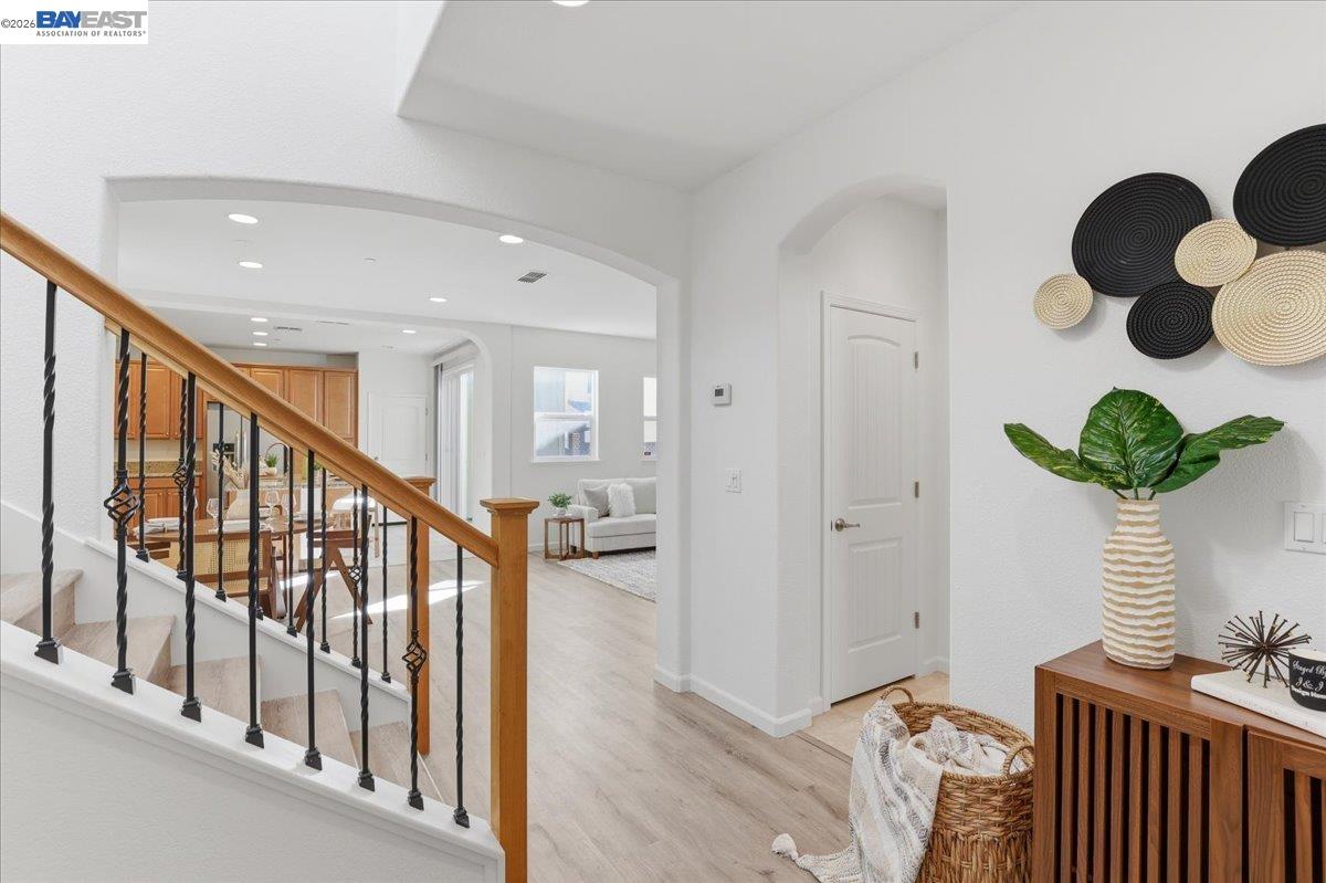 Detail Gallery Image 4 of 40 For 369 W Tuscan Ln, Mountain House,  CA 95391 - 4 Beds | 3 Baths