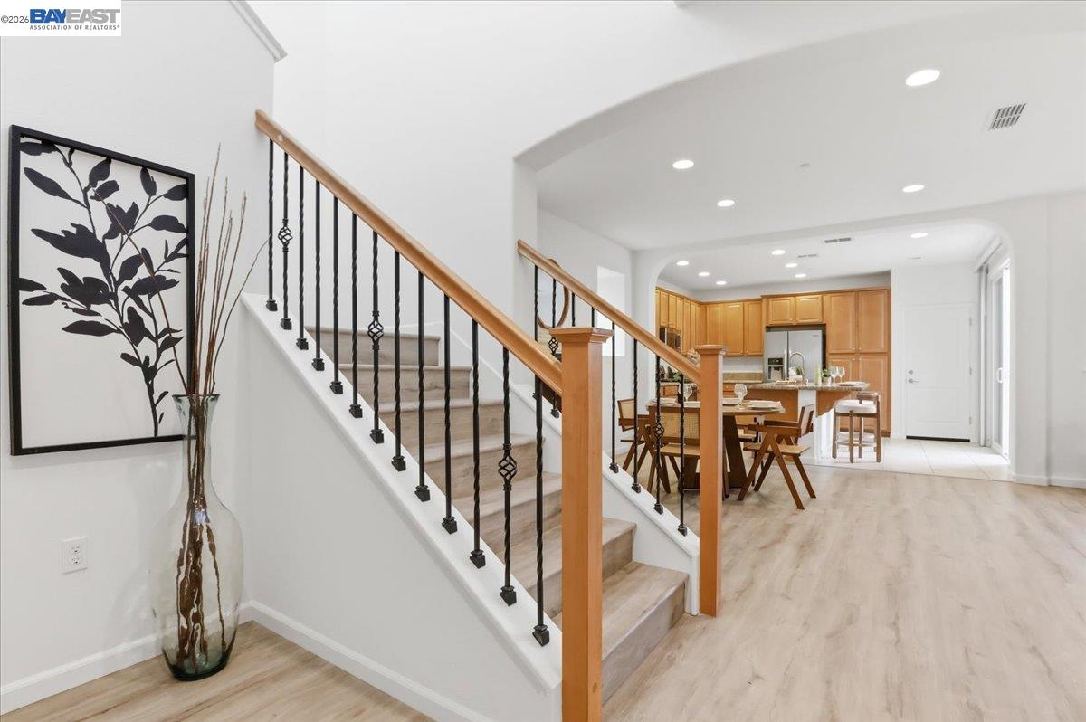 Detail Gallery Image 5 of 40 For 369 W Tuscan Ln, Mountain House,  CA 95391 - 4 Beds | 3 Baths