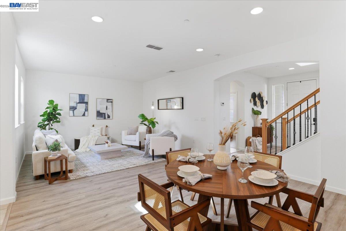 Detail Gallery Image 9 of 40 For 369 W Tuscan Ln, Mountain House,  CA 95391 - 4 Beds | 3 Baths