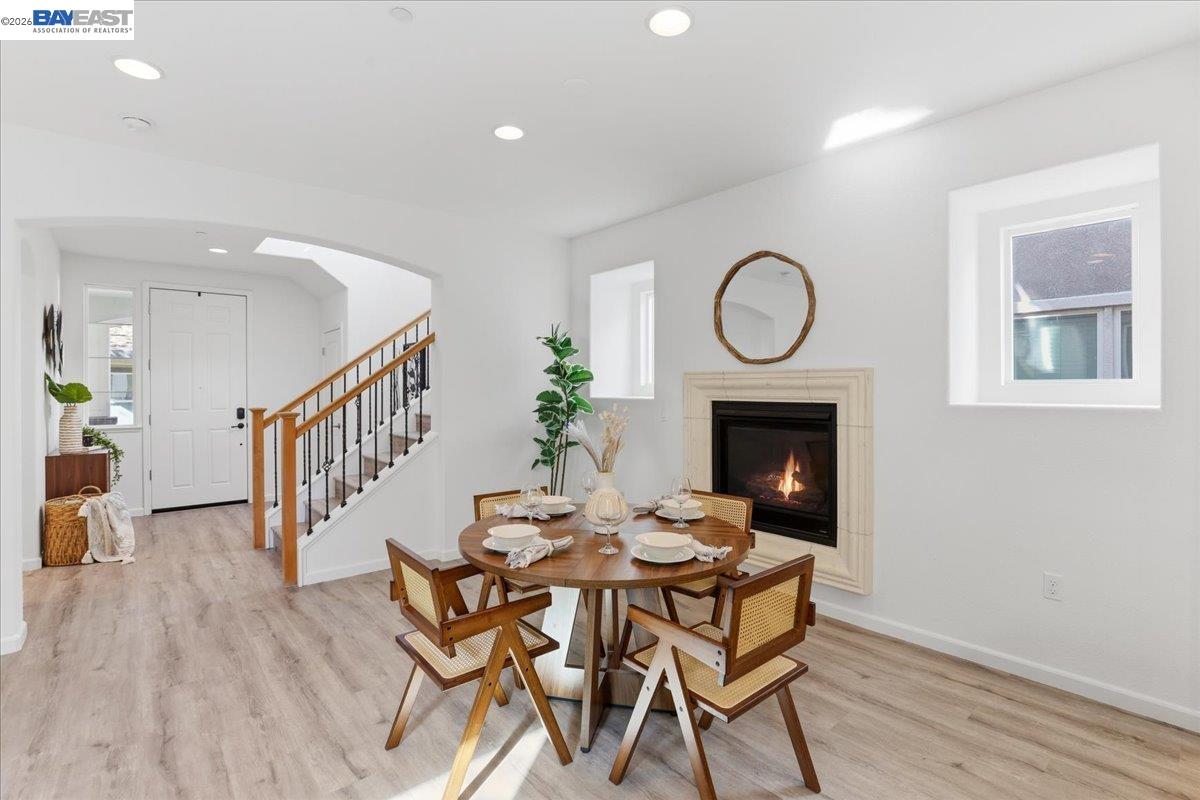 Detail Gallery Image 10 of 40 For 369 W Tuscan Ln, Mountain House,  CA 95391 - 4 Beds | 3 Baths