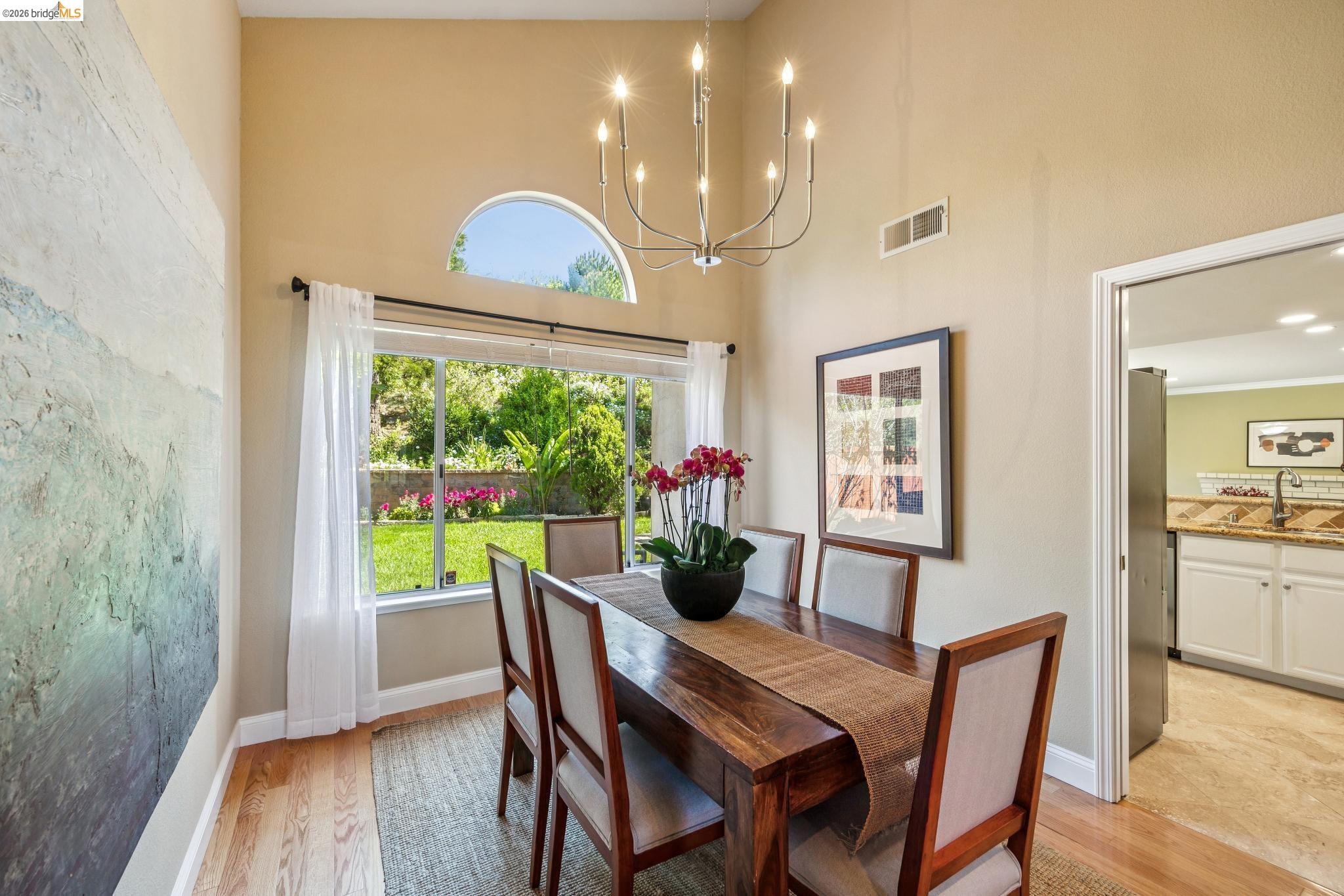 Detail Gallery Image 13 of 55 For 5362 Saddleback Ct., Richmond,  CA 94803 - 4 Beds | 3 Baths