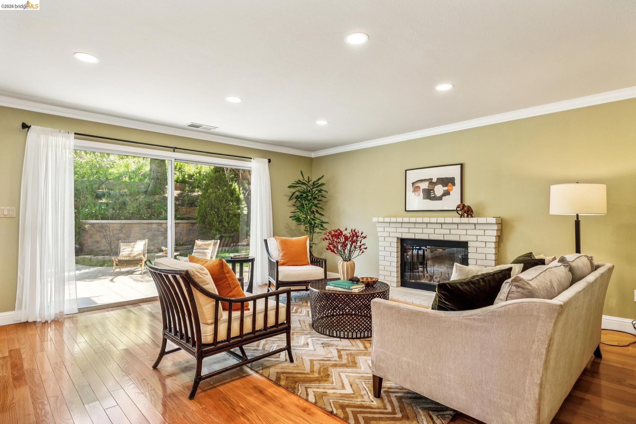 Detail Gallery Image 16 of 55 For 5362 Saddleback Ct., Richmond,  CA 94803 - 4 Beds | 3 Baths