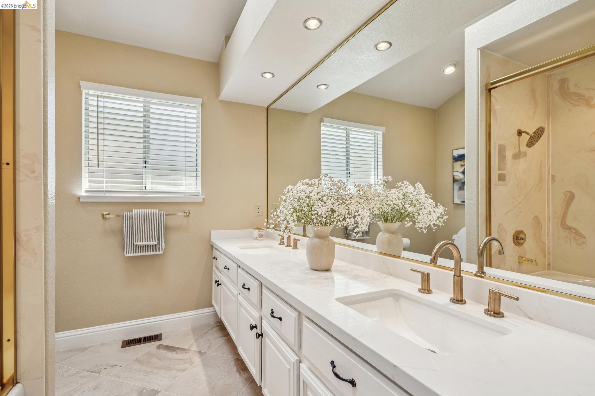 Detail Gallery Image 43 of 55 For 5362 Saddleback Ct., Richmond,  CA 94803 - 4 Beds | 3 Baths