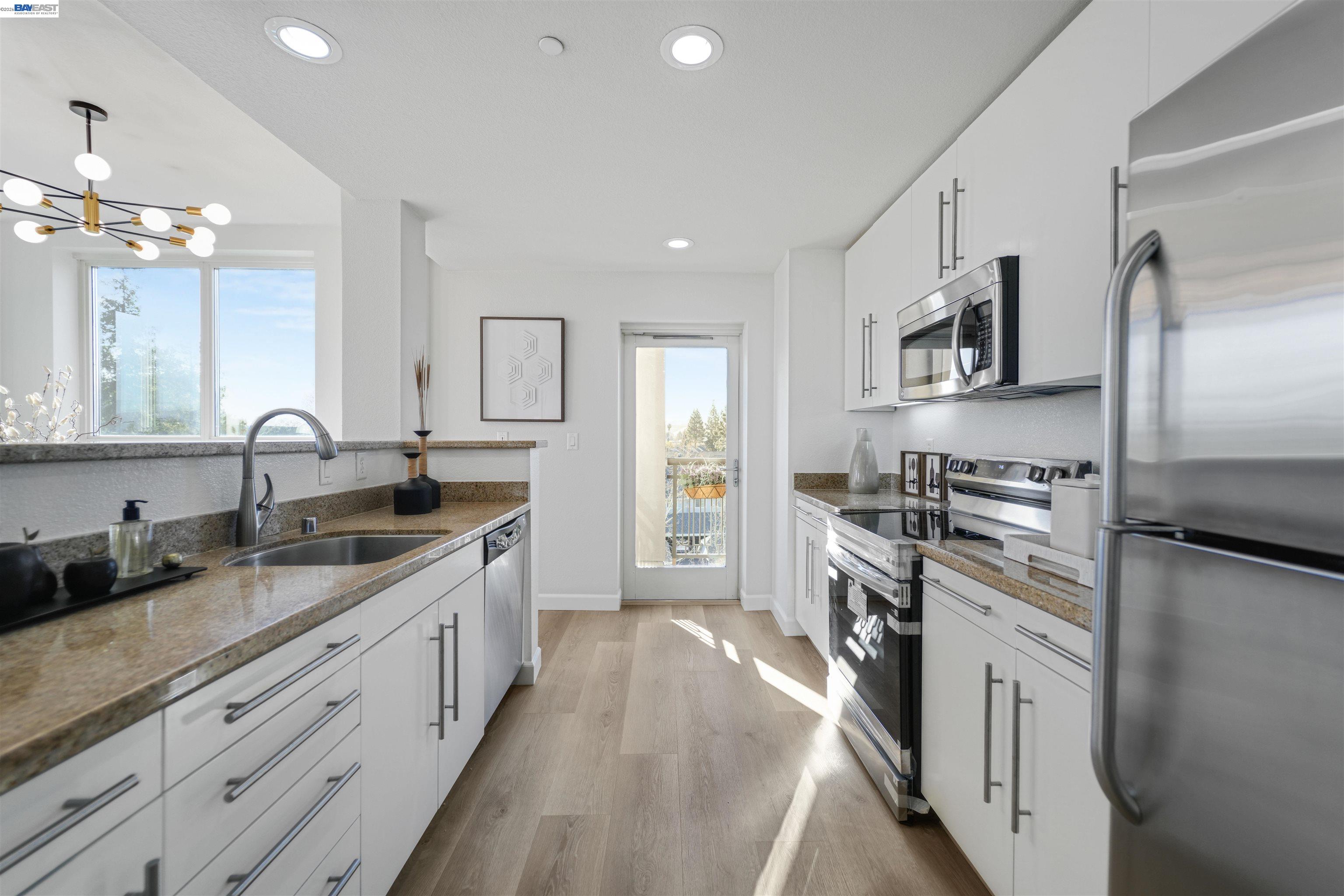 Detail Gallery Image 16 of 60 For 1375 Lick Ave #522,  San Jose,  CA 95110 - 2 Beds | 2 Baths