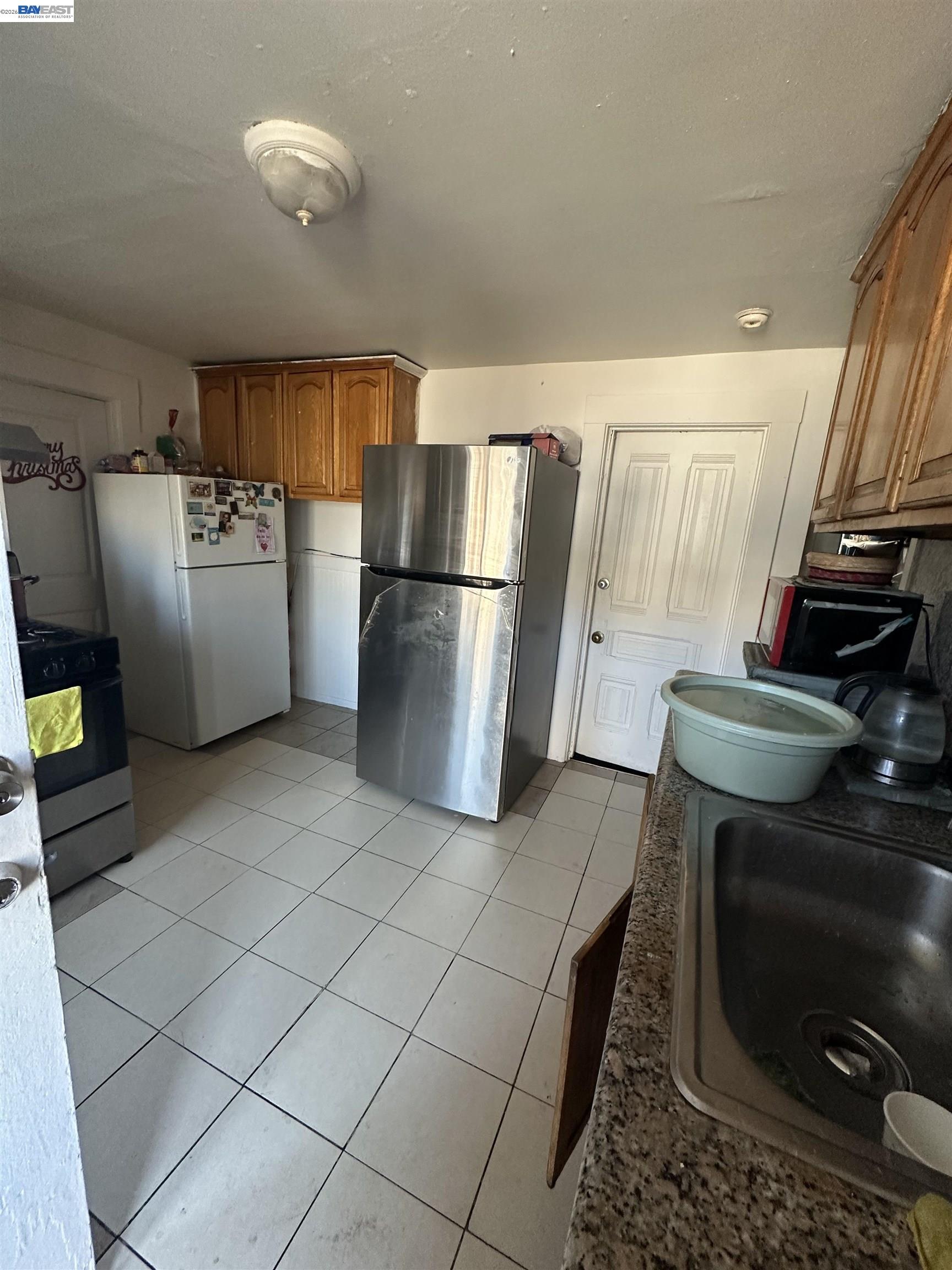 Detail Gallery Image 8 of 15 For 1538 39th Avenue, Oakland,  CA 94601 - – Beds | – Baths