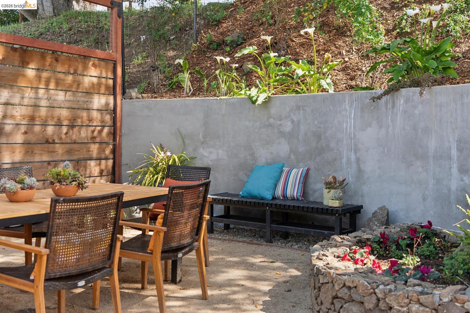 Detail Gallery Image 30 of 44 For 1501 Fairview Ave, Richmond,  CA 94805 - 2 Beds | 1 Baths