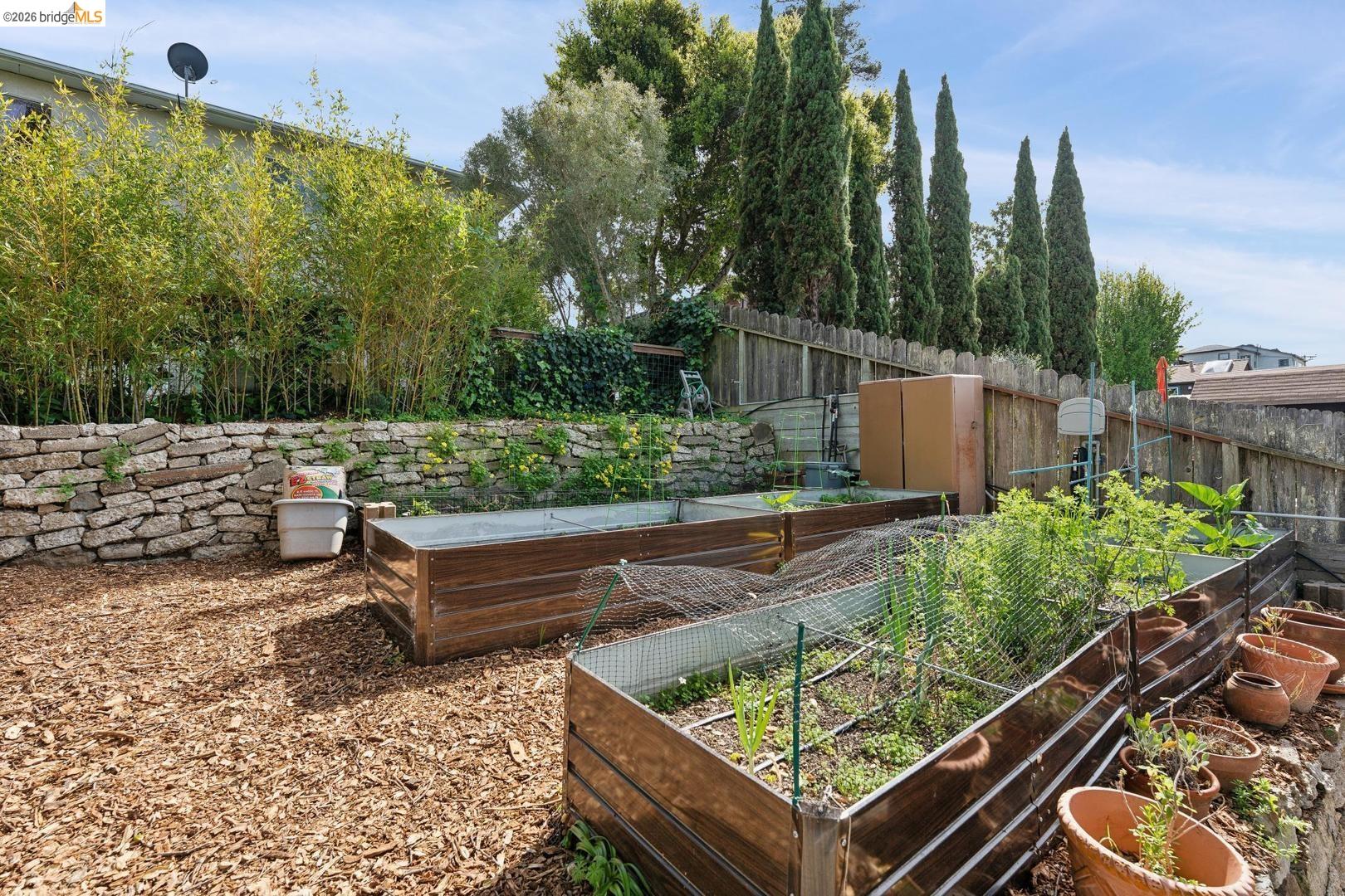 Detail Gallery Image 38 of 44 For 1501 Fairview Ave, Richmond,  CA 94805 - 2 Beds | 1 Baths