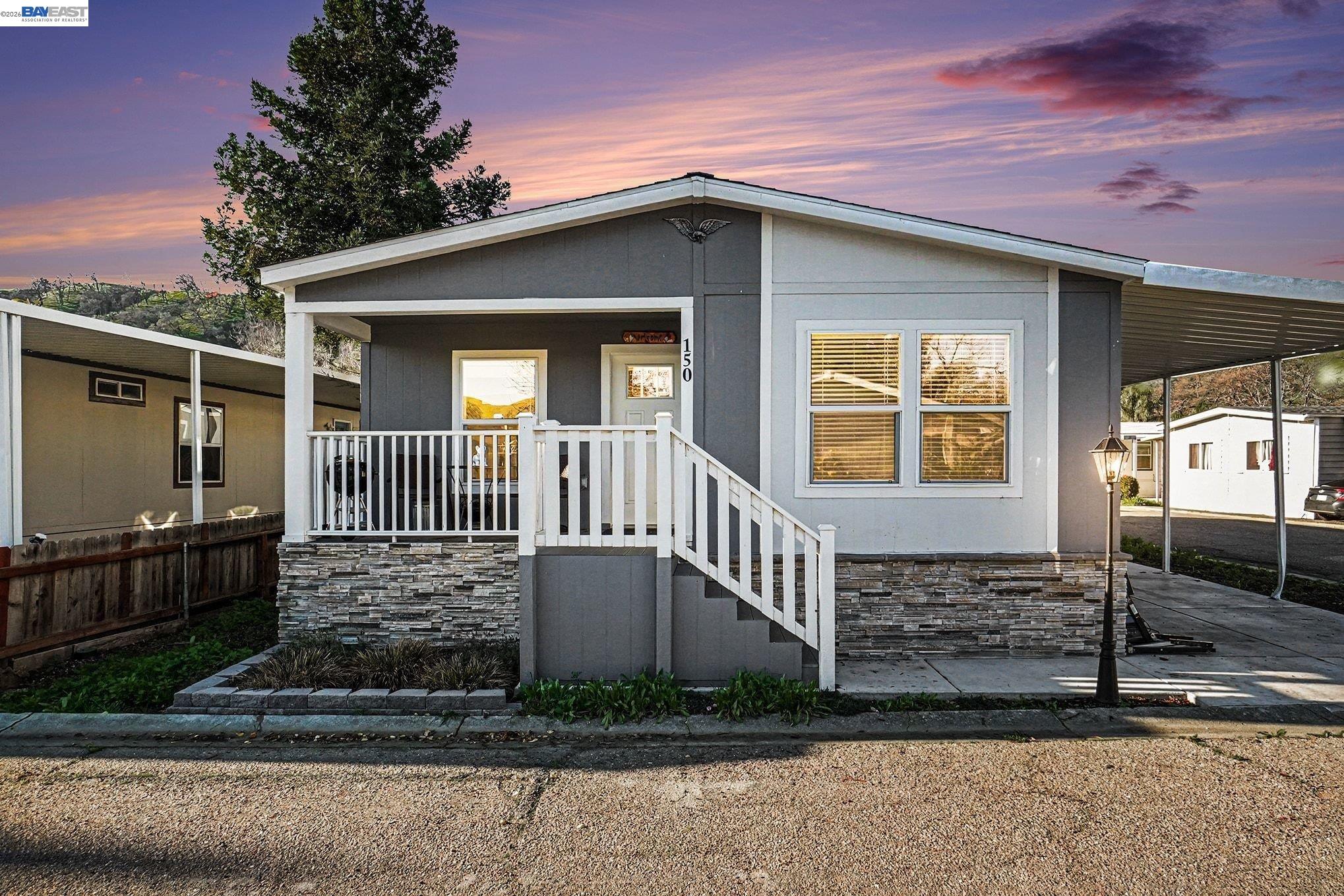 Front Image Thumbnail for BE41127592