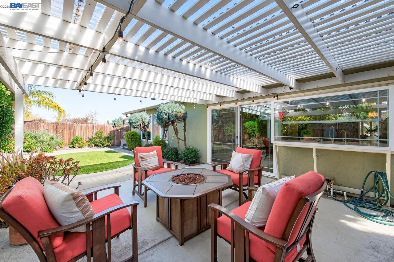 Detail Gallery Image 30 of 37 For 1237 Concord St, Pleasanton,  CA 94566 - 3 Beds | 2 Baths