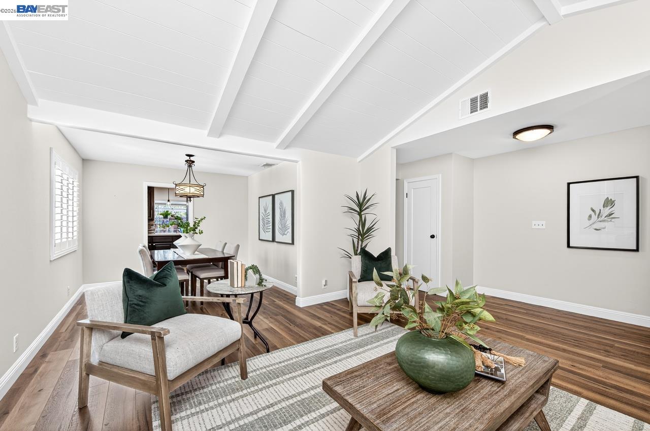 Detail Gallery Image 7 of 37 For 1237 Concord St, Pleasanton,  CA 94566 - 3 Beds | 2 Baths