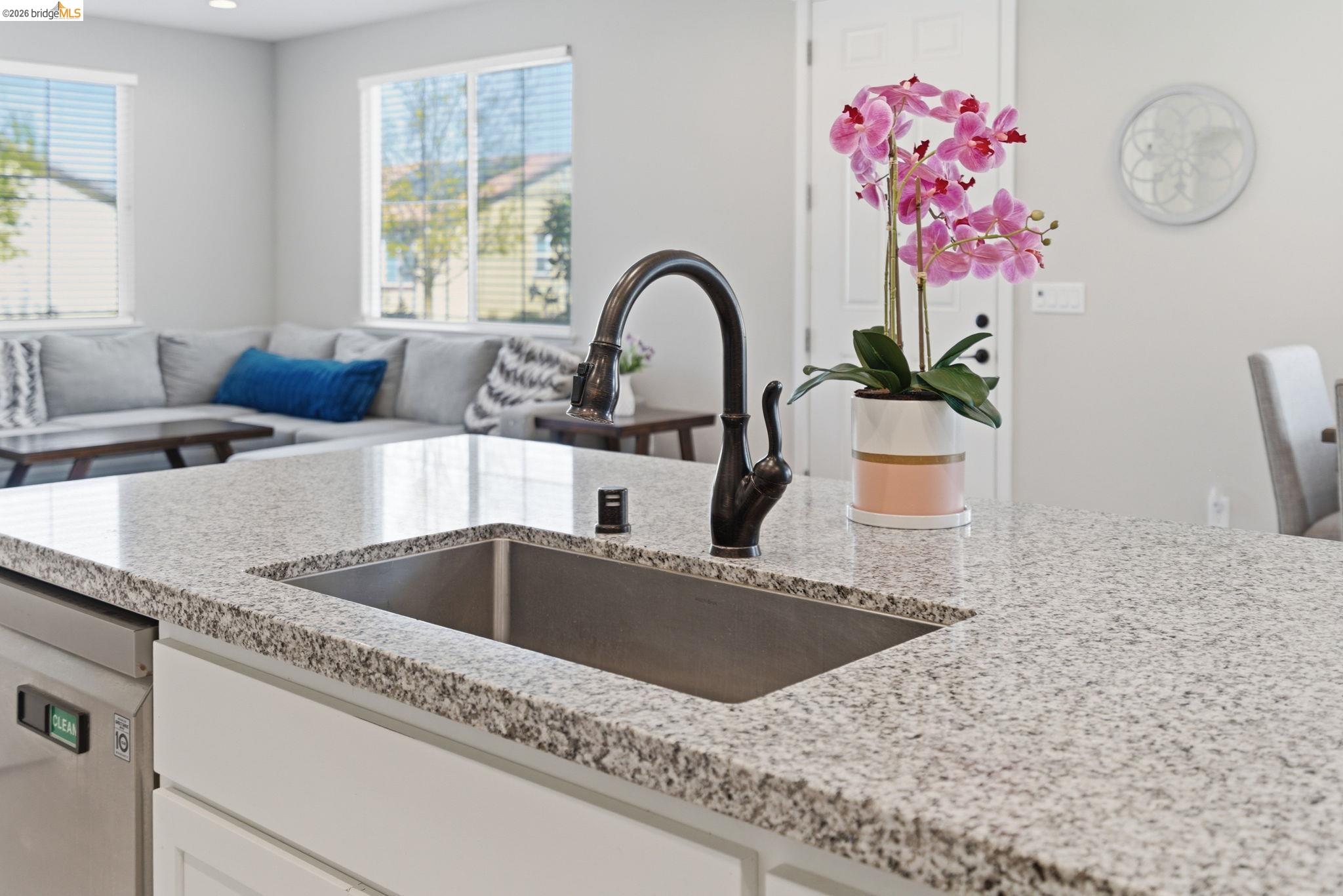 Detail Gallery Image 22 of 58 For 2318 Rustic Oak Ln, Rio Vista,  CA 94571 - 2 Beds | 2 Baths