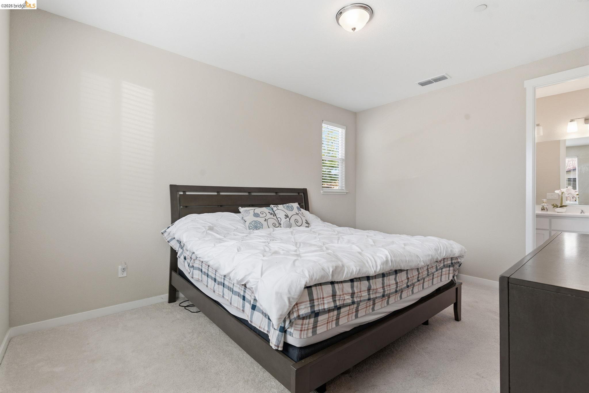 Detail Gallery Image 32 of 58 For 2318 Rustic Oak Ln, Rio Vista,  CA 94571 - 2 Beds | 2 Baths