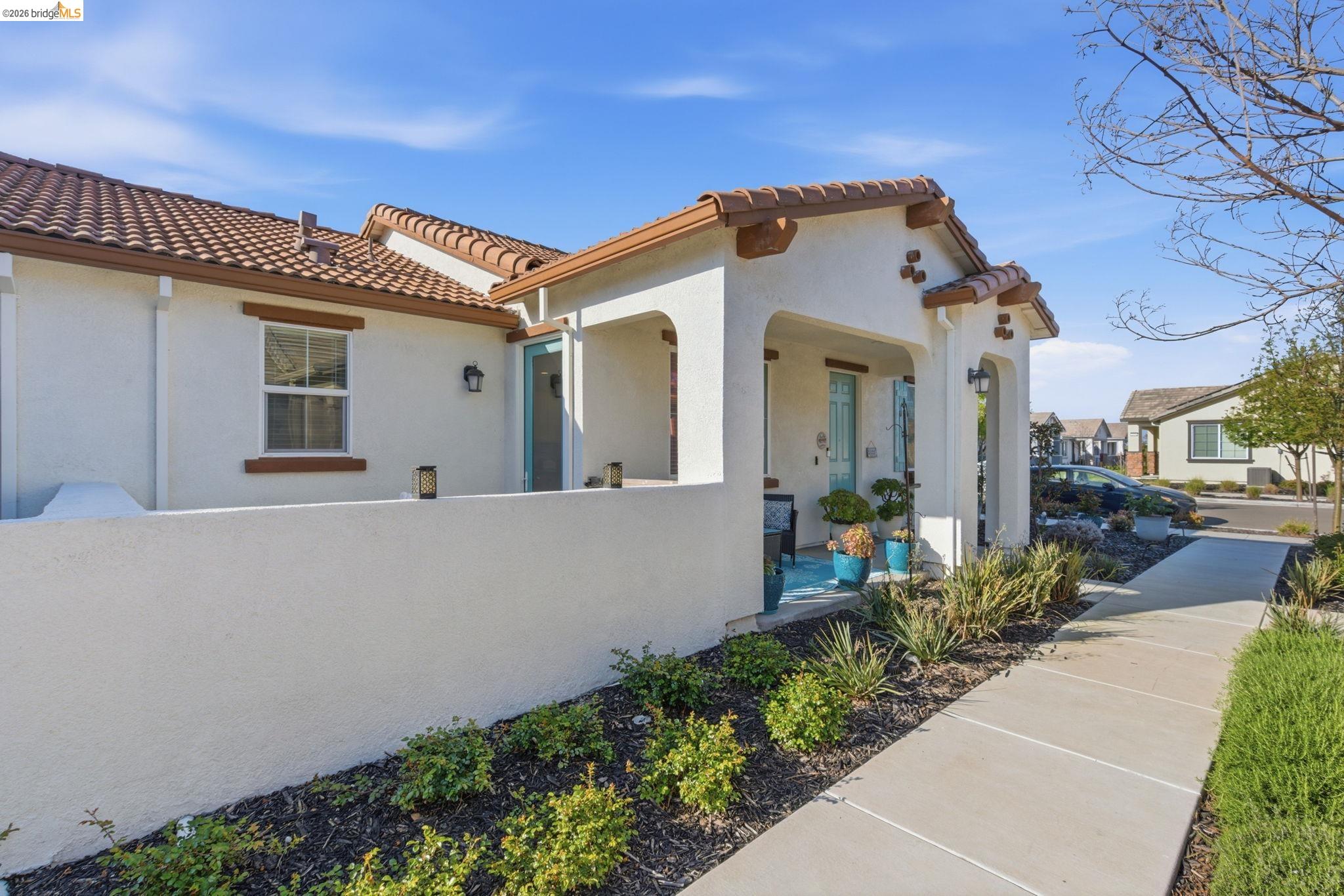 Detail Gallery Image 5 of 58 For 2318 Rustic Oak Ln, Rio Vista,  CA 94571 - 2 Beds | 2 Baths