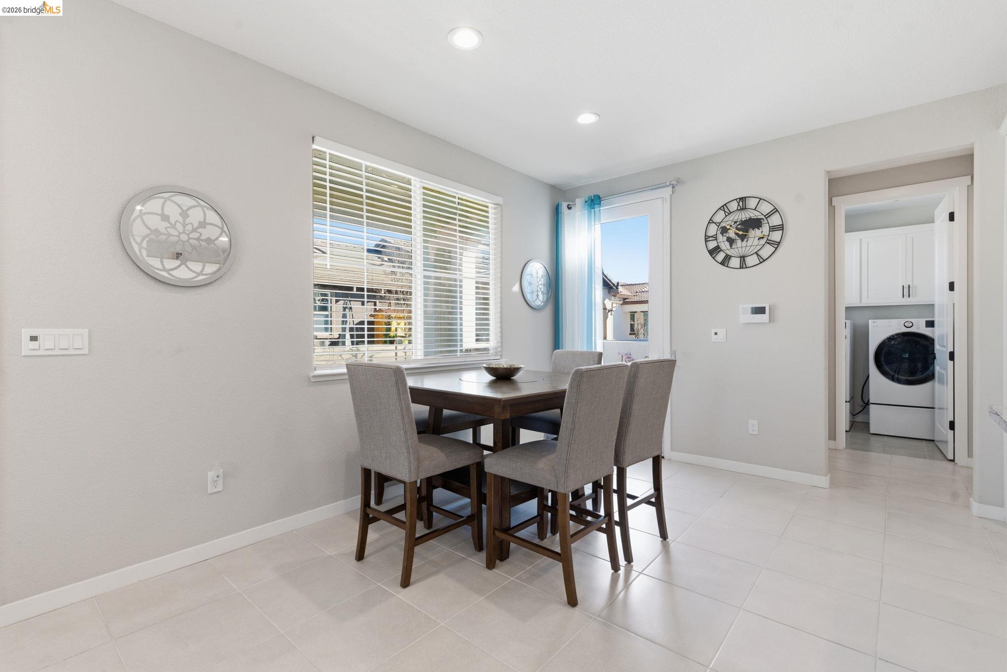 Detail Gallery Image 10 of 58 For 2318 Rustic Oak Ln, Rio Vista,  CA 94571 - 2 Beds | 2 Baths