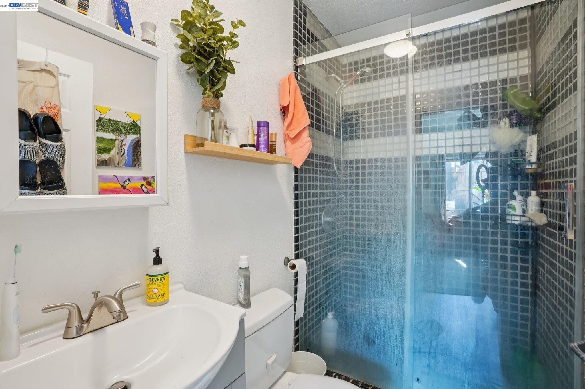 Detail Gallery Image 14 of 21 For 5347 Fountain Ave, –,  CA 90029 - – Beds | – Baths