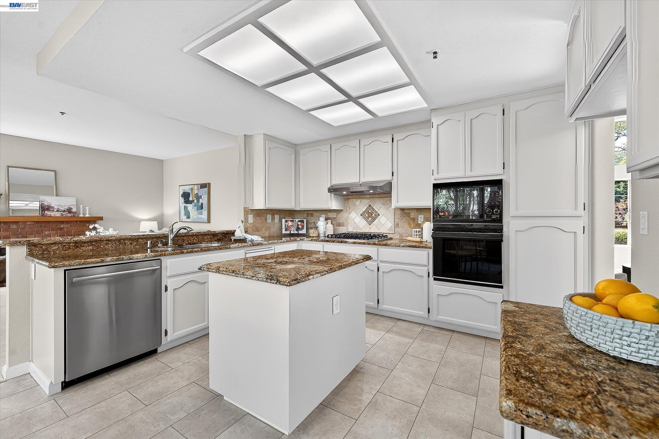 Detail Gallery Image 17 of 31 For 912 Loyola Way, Livermore,  CA 94550 - 4 Beds | 3 Baths