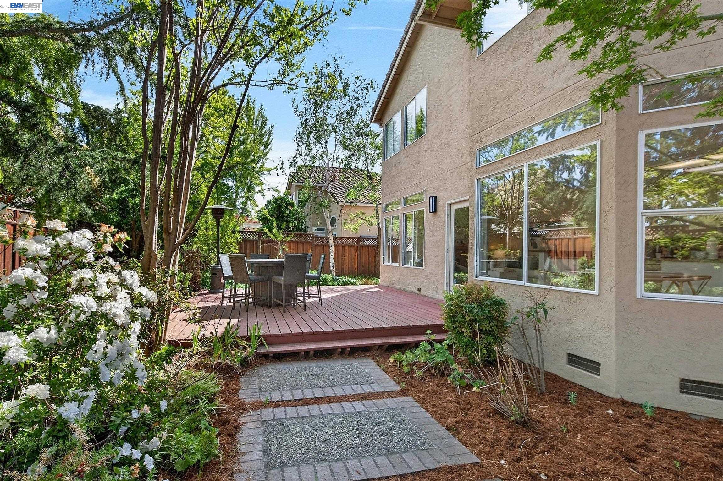 Detail Gallery Image 22 of 28 For 912 Loyola Way, Livermore,  CA 94550 - 4 Beds | 3 Baths