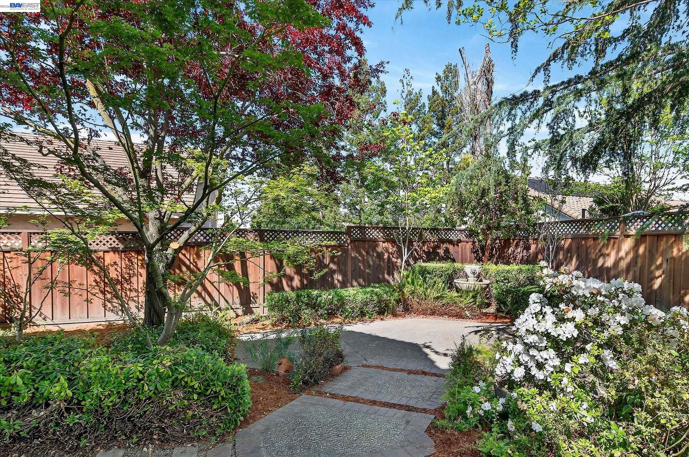 Detail Gallery Image 24 of 28 For 912 Loyola Way, Livermore,  CA 94550 - 4 Beds | 3 Baths