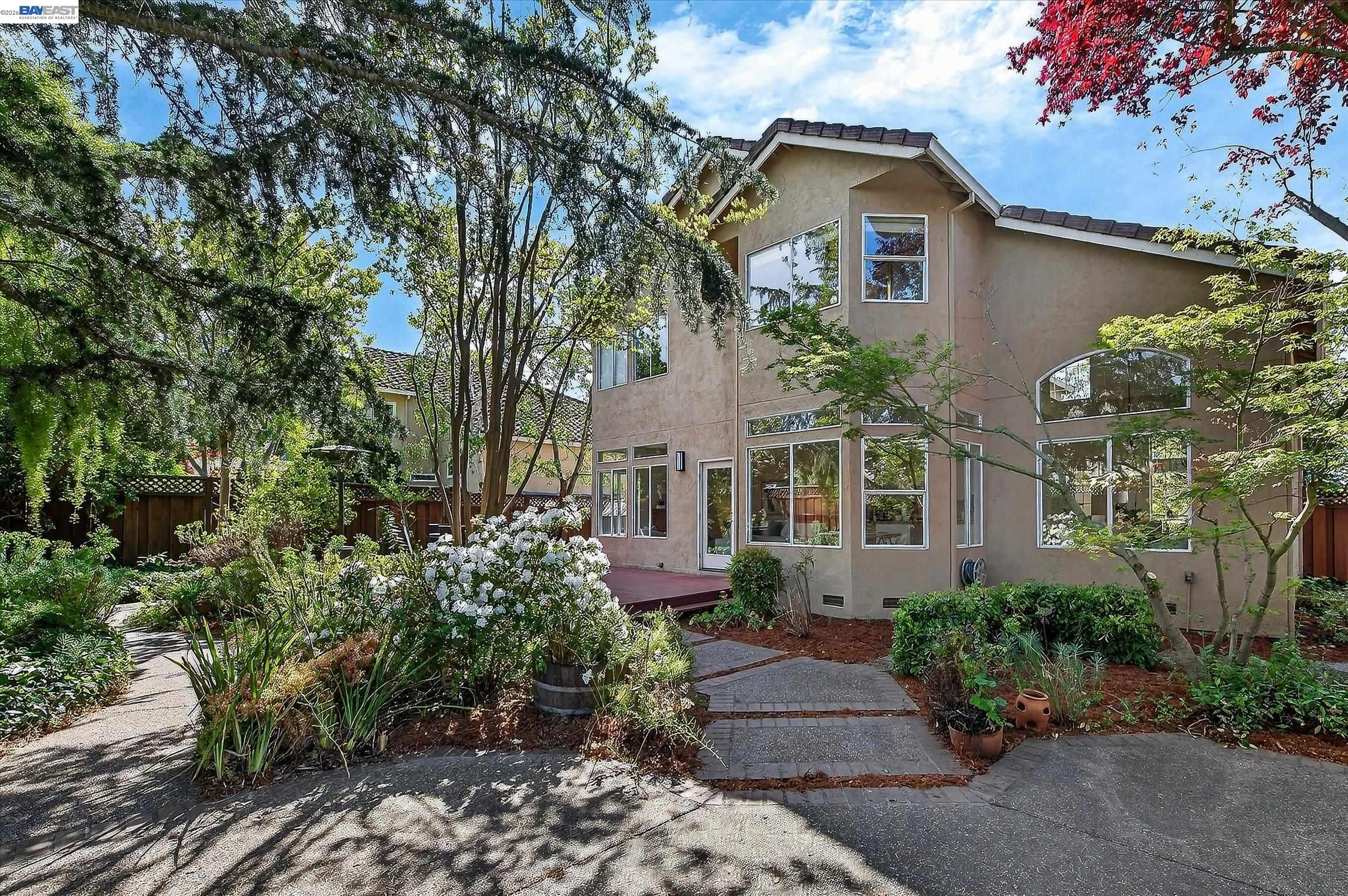 Detail Gallery Image 25 of 31 For 912 Loyola Way, Livermore,  CA 94550 - 4 Beds | 3 Baths