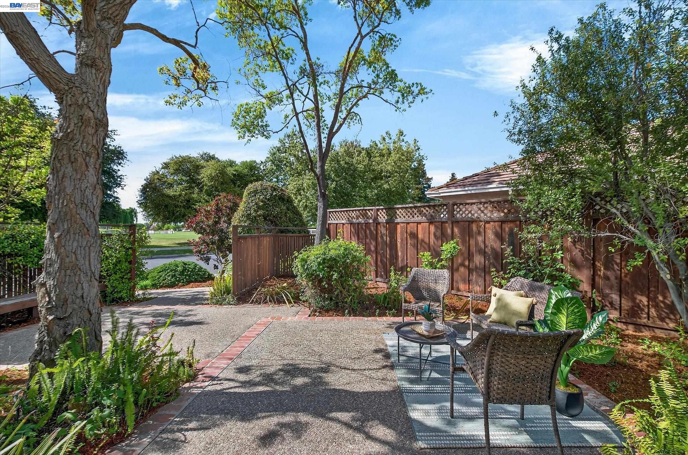 Detail Gallery Image 4 of 28 For 912 Loyola Way, Livermore,  CA 94550 - 4 Beds | 3 Baths