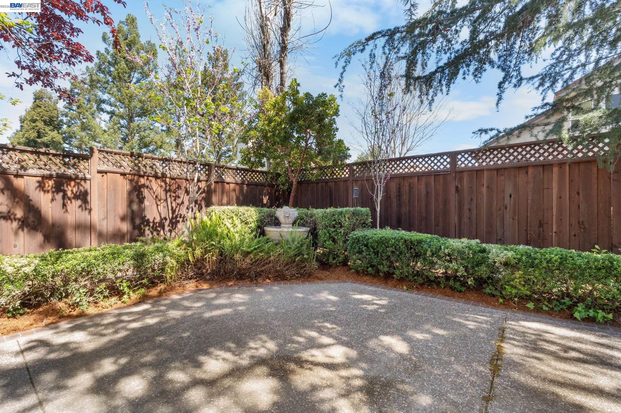 Detail Gallery Image 43 of 54 For 912 Loyola Way, Livermore,  CA 94550 - 4 Beds | 3 Baths