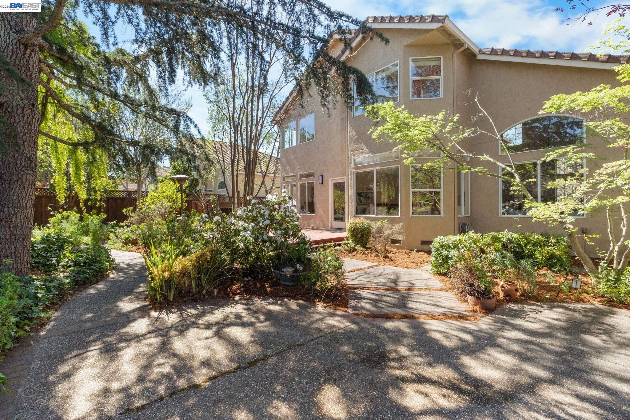 Detail Gallery Image 45 of 54 For 912 Loyola Way, Livermore,  CA 94550 - 4 Beds | 3 Baths