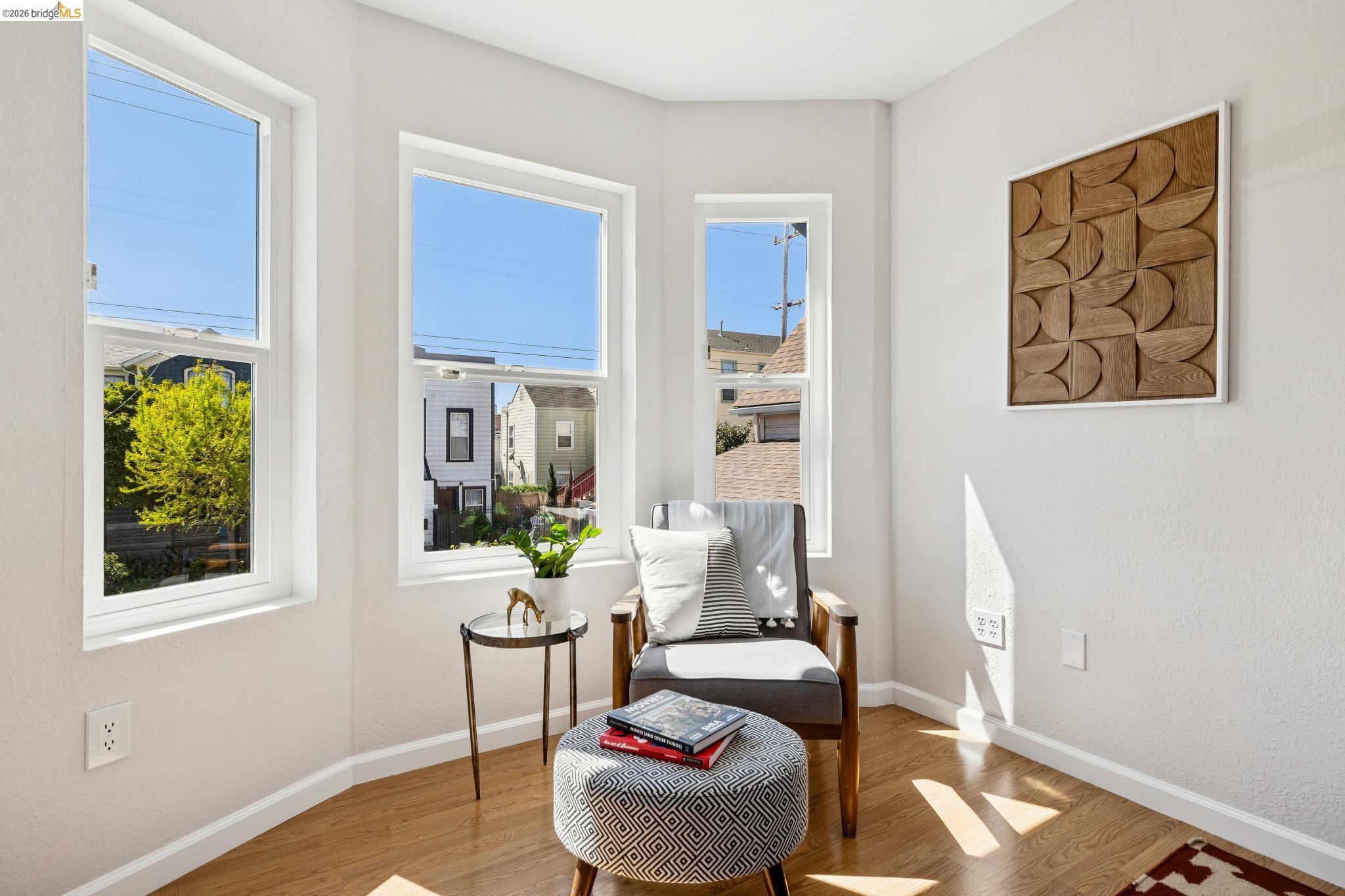 Detail Gallery Image 17 of 36 For 1738 10th St, Oakland,  CA 94607 - 2 Beds | 2/1 Baths