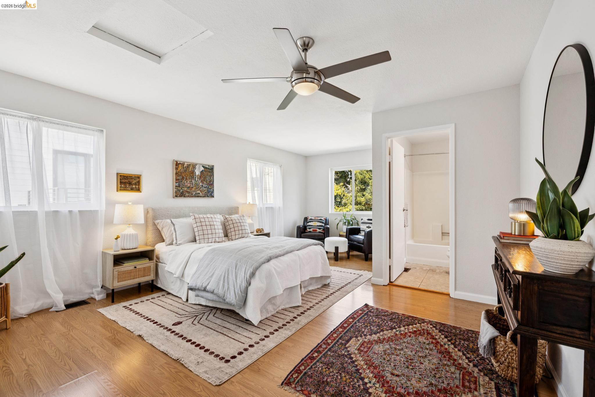 Detail Gallery Image 21 of 36 For 1738 10th St, Oakland,  CA 94607 - 2 Beds | 2/1 Baths