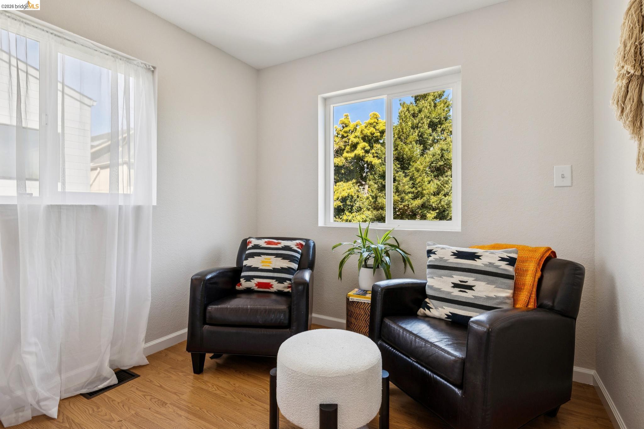 Detail Gallery Image 25 of 36 For 1738 10th St, Oakland,  CA 94607 - 2 Beds | 2/1 Baths