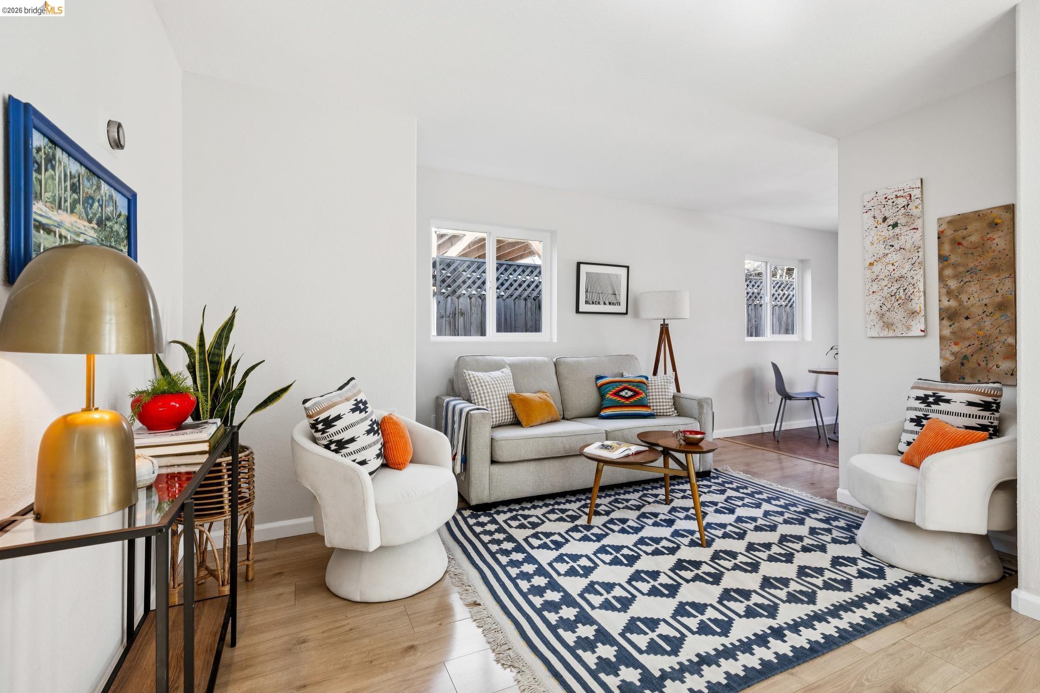 Detail Gallery Image 6 of 36 For 1738 10th St, Oakland,  CA 94607 - 2 Beds | 2/1 Baths