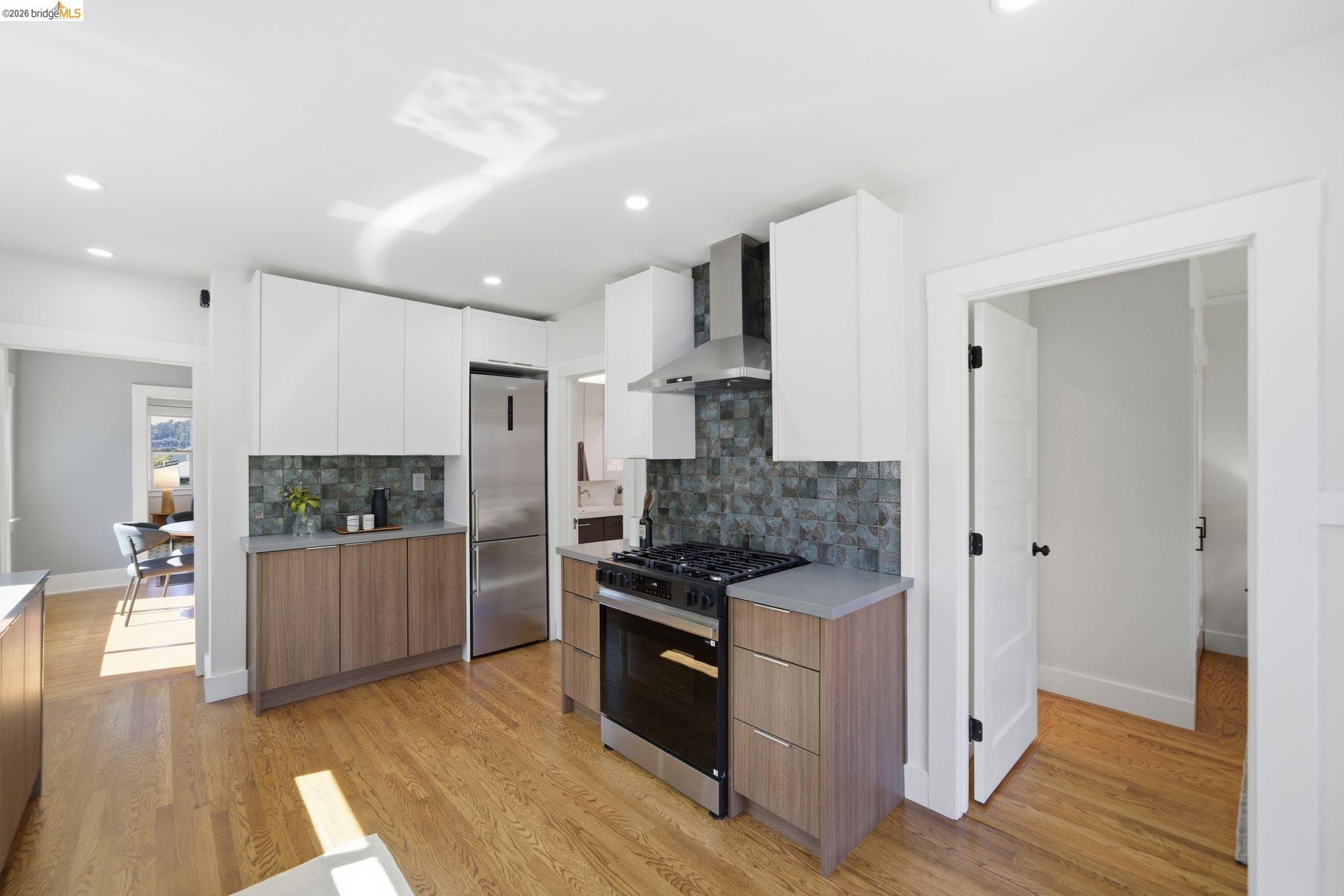 Detail Gallery Image 32 of 58 For 753 Peralta Avenue, Berkeley,  CA 94707 - 2 Beds | 2 Baths