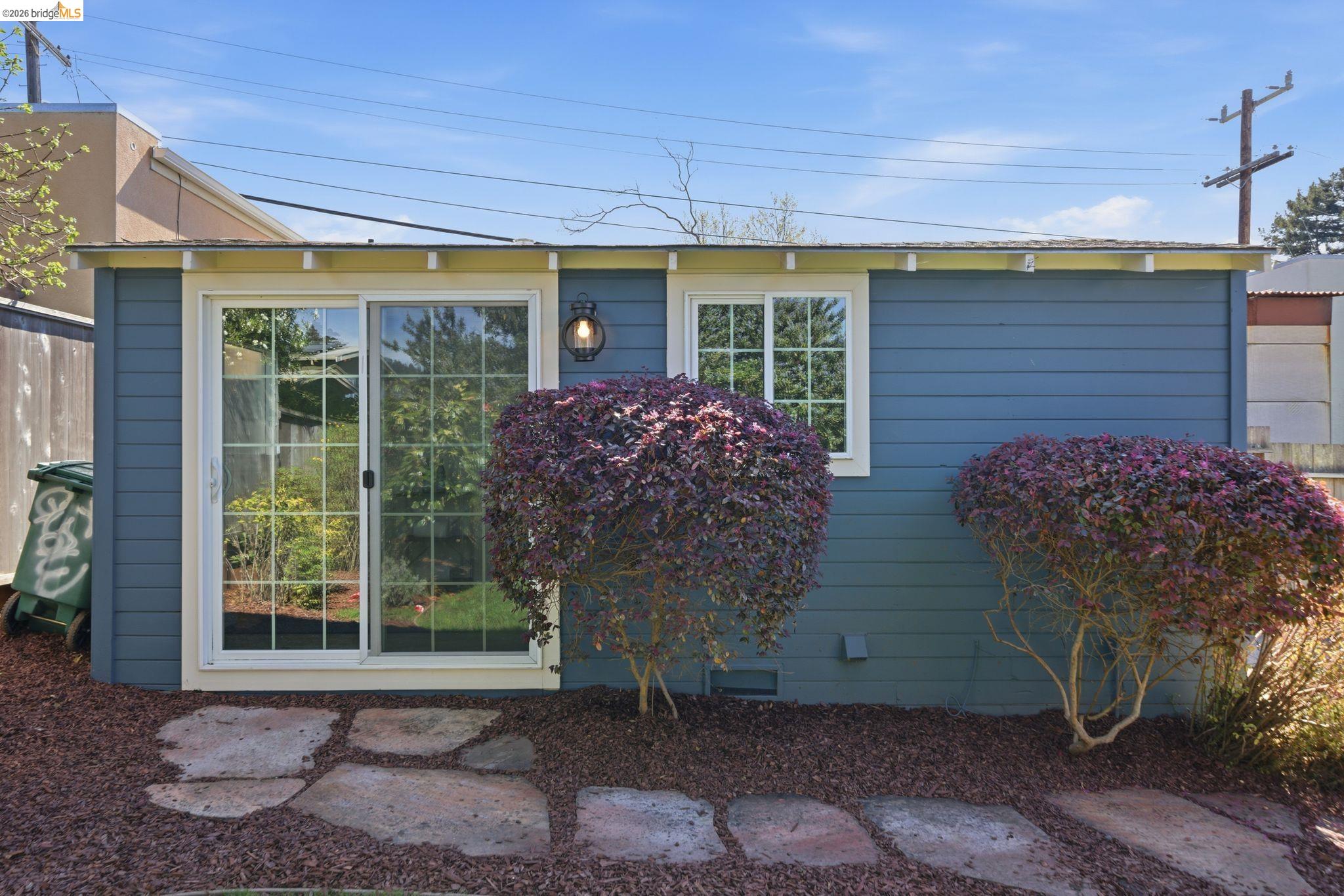Detail Gallery Image 40 of 58 For 753 Peralta Avenue, Berkeley,  CA 94707 - 2 Beds | 2 Baths